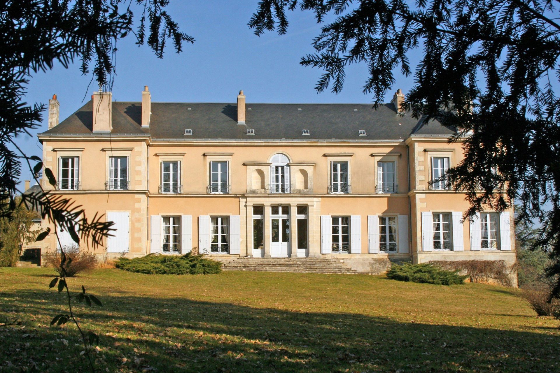 château 15 pièces en vente à Poitiers (86000)