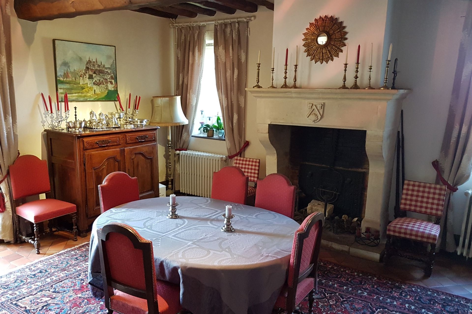 castle 10 rooms for sale on Voulx (77940)