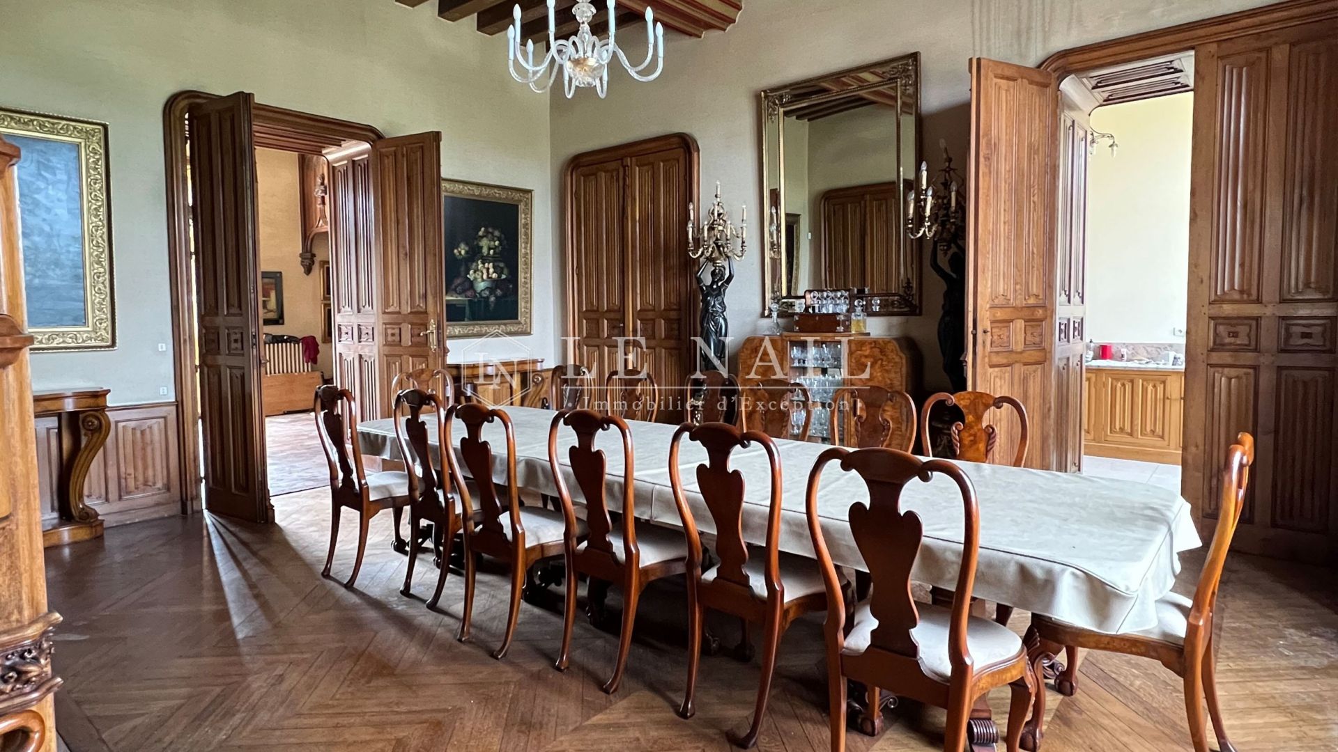 château 15 pièces en vente à CHATEAU GONTIER (53200)