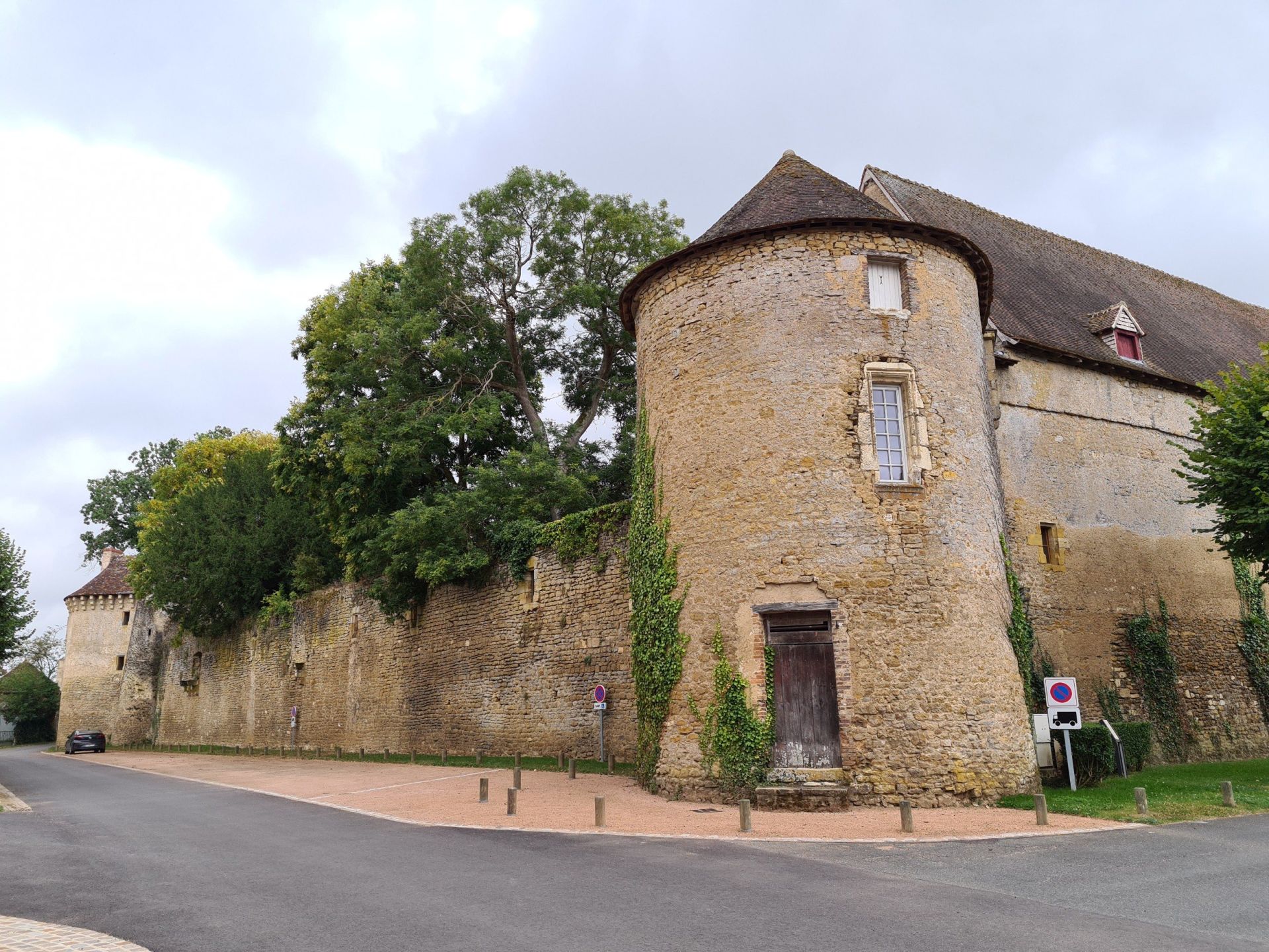 château 21 pièces en vente à CHATEAUROUX (36000)