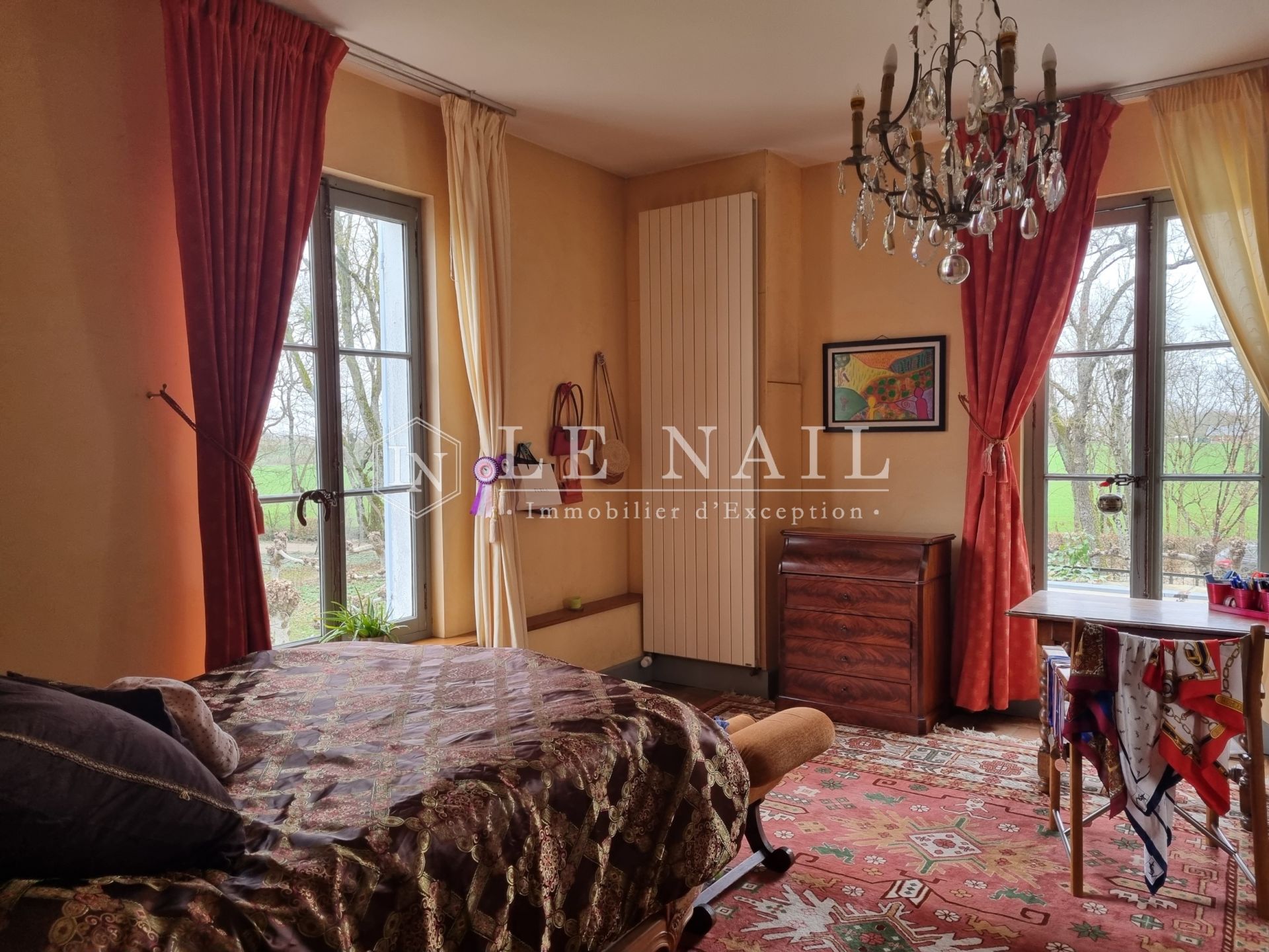 castle 15 rooms for sale on VIERZON (18100)