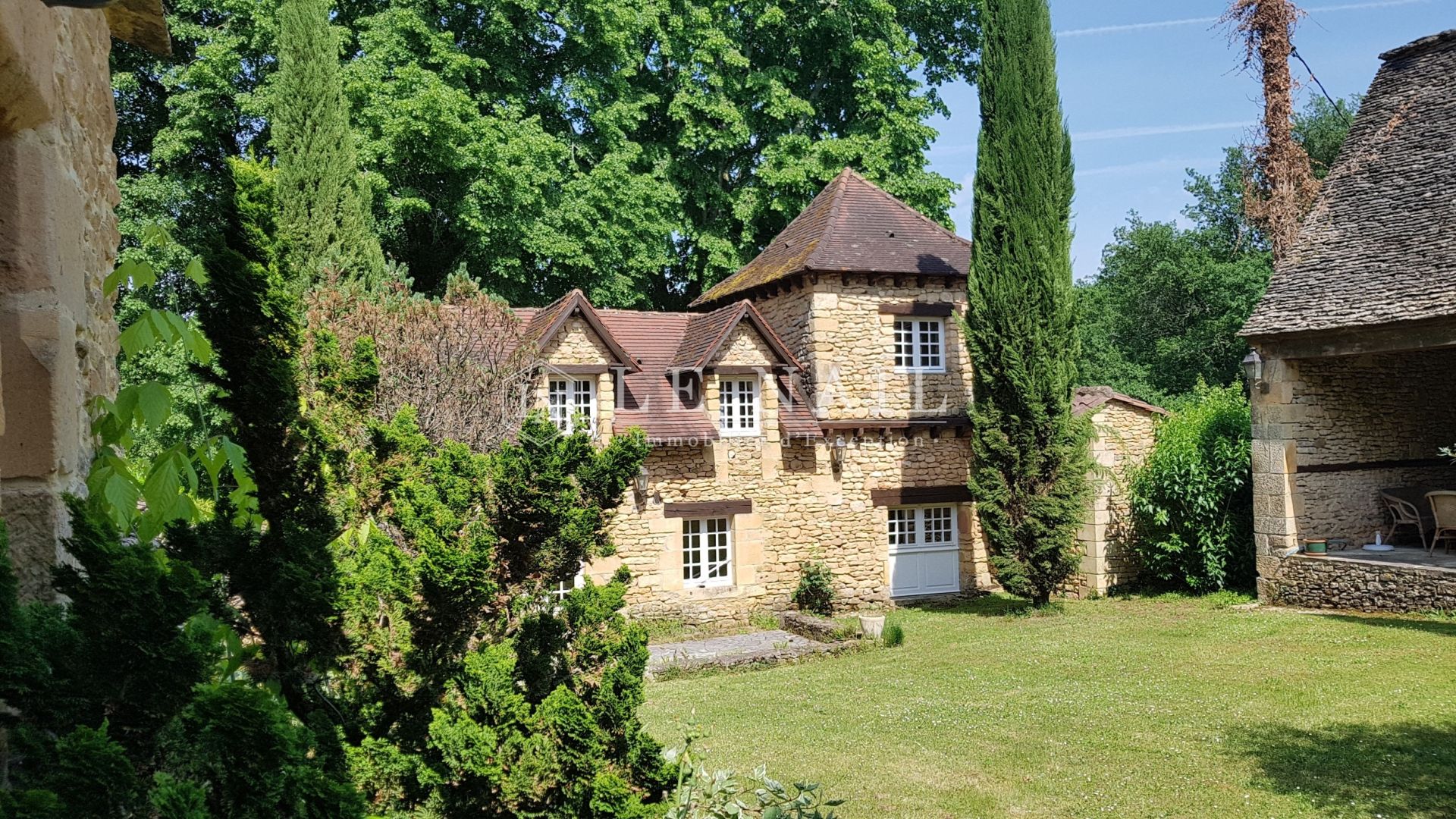manor house 11 rooms for sale on SARLAT LA CANEDA (24200)