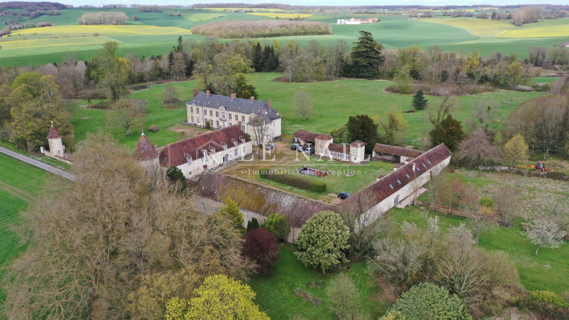 castle 15 rooms for sale on NOGENT LE ROTROU (28400)