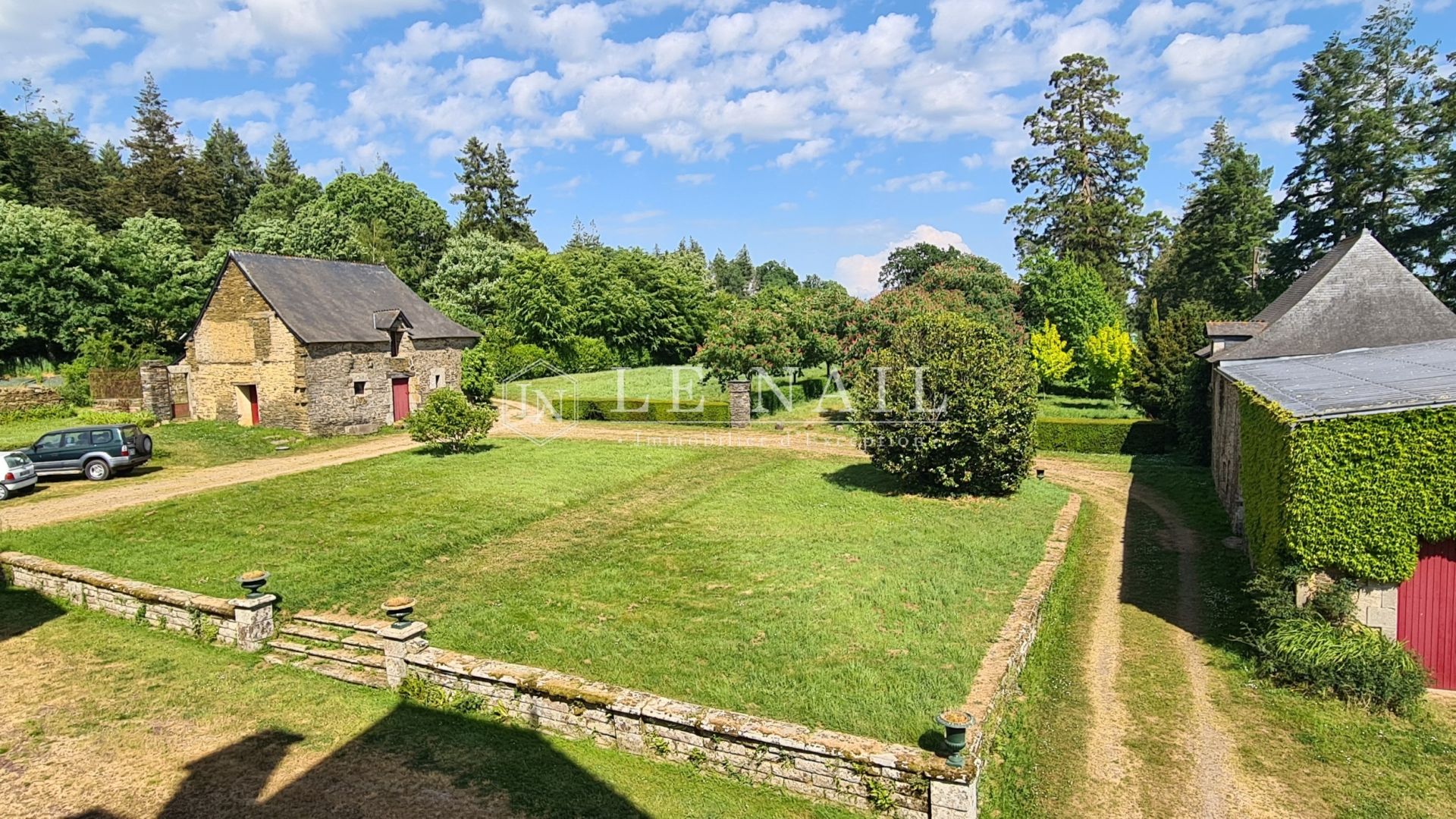 château 19 pièces en vente à PLOERMEL (56800)