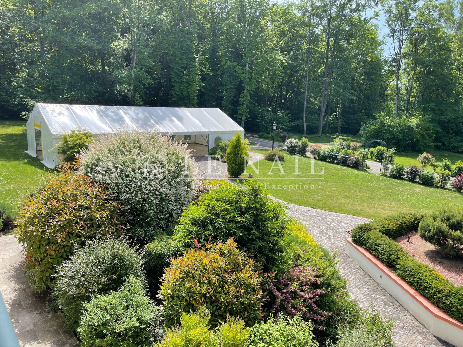 castle 13 rooms for sale on MEAUX (77100)