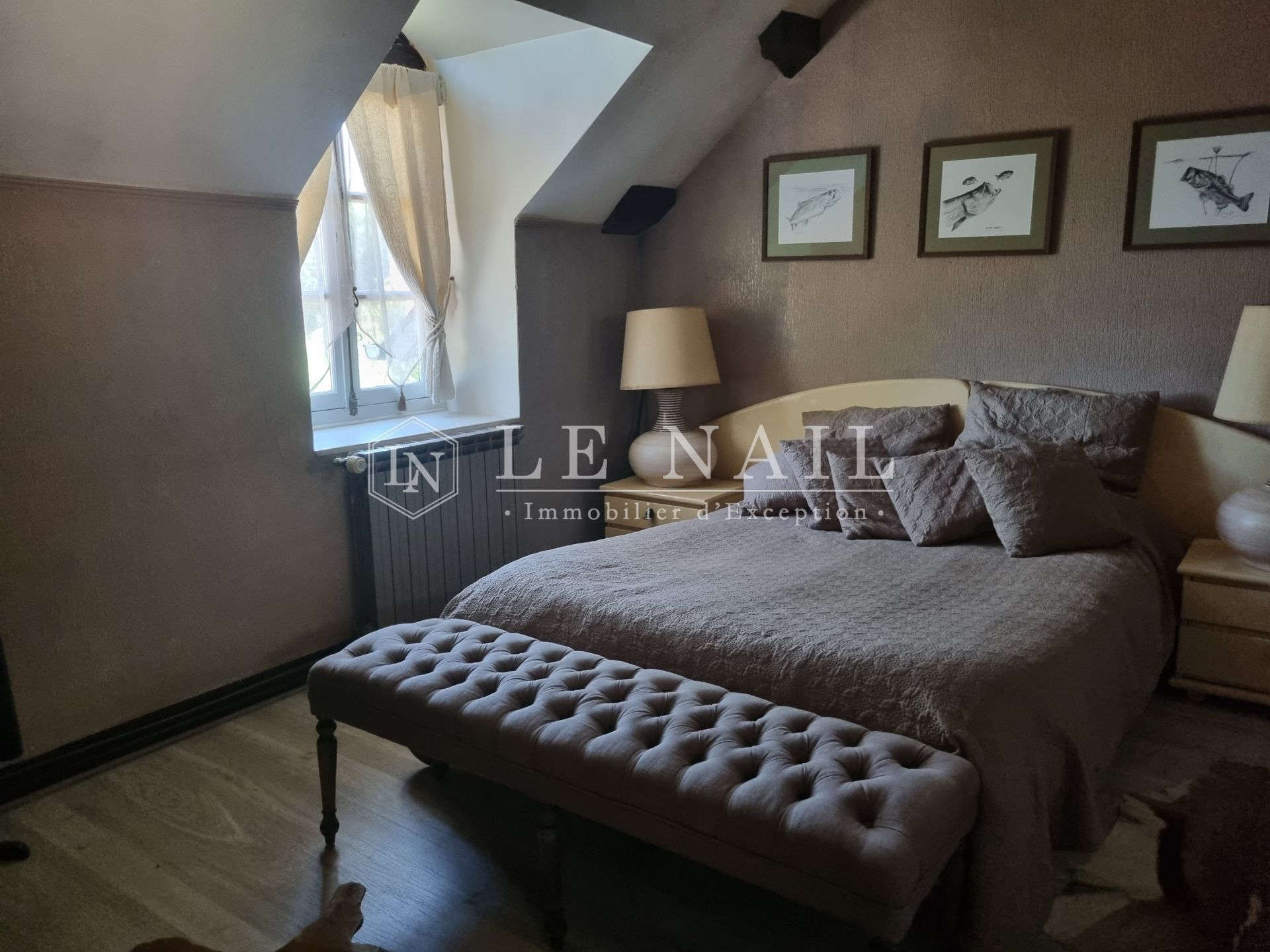 property 8 rooms for sale on VIERZON (18100)