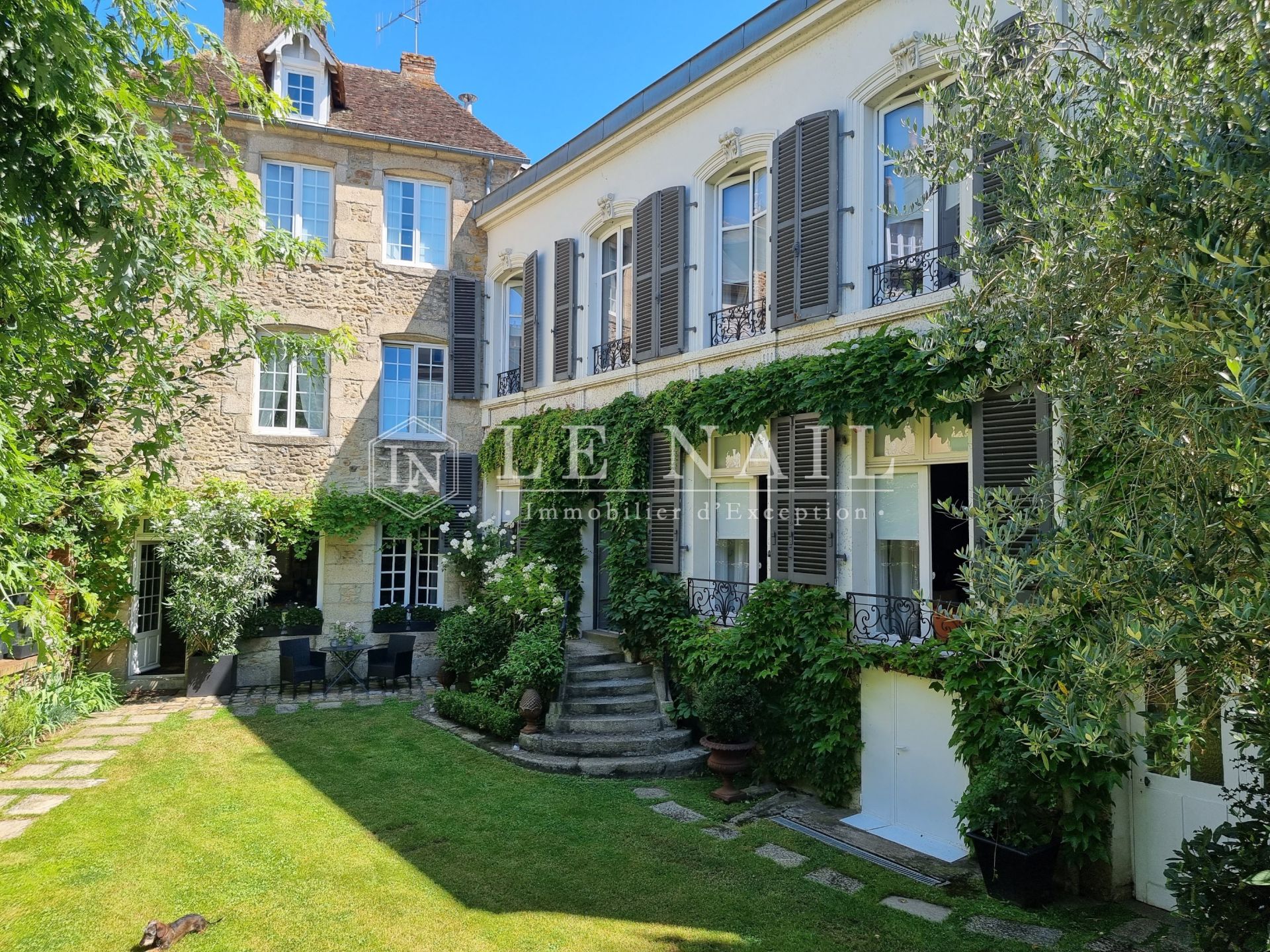 hôtel particulier 8 pièces en vente à ALENCON (61000)