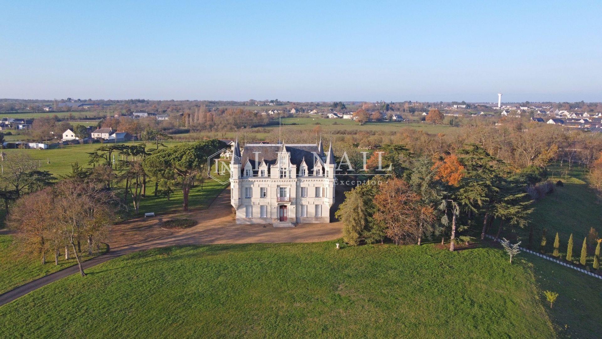 castle 21 rooms for sale on ANGERS (49100)