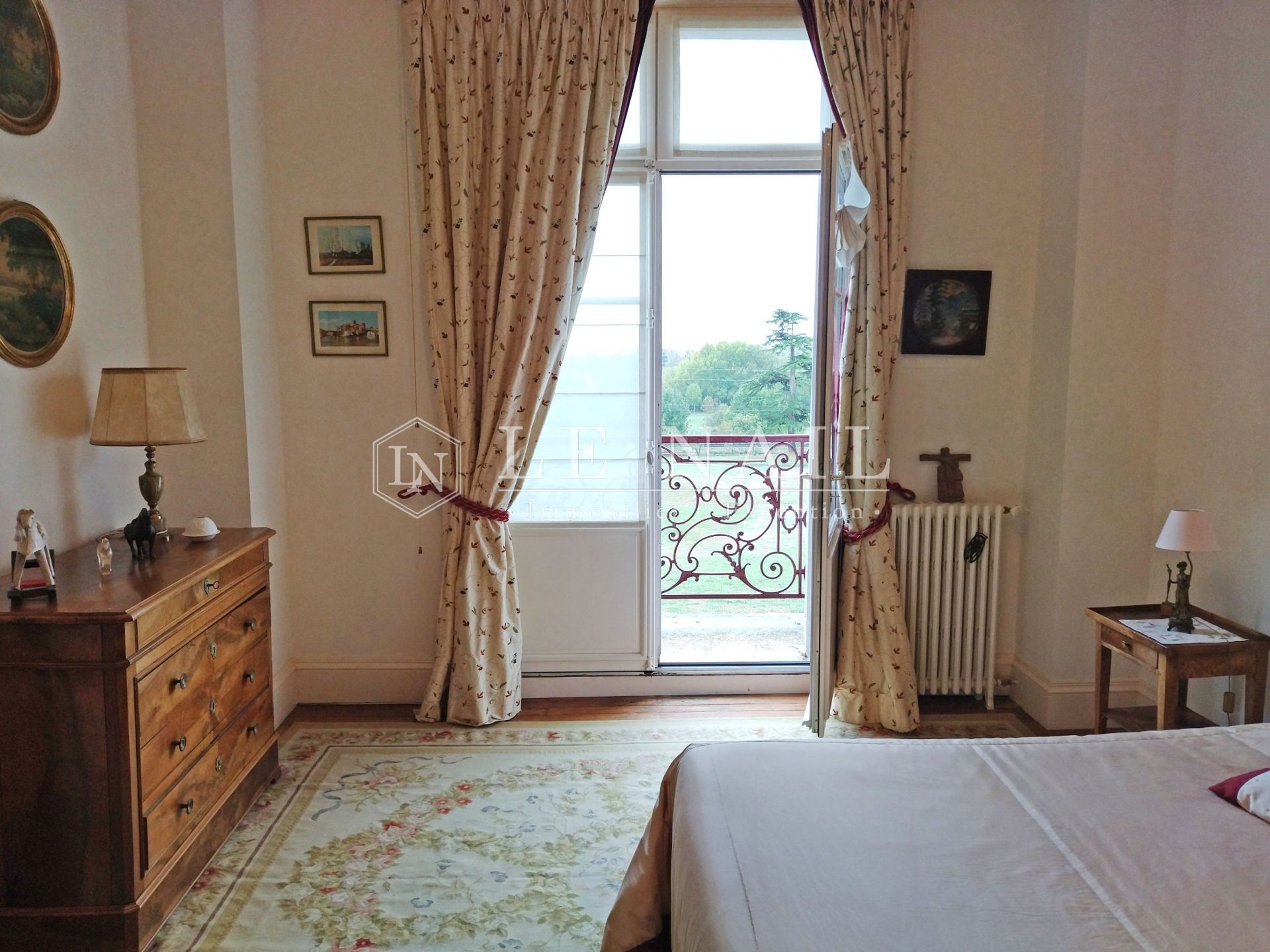 castle 21 rooms for sale on ANGERS (49100)
