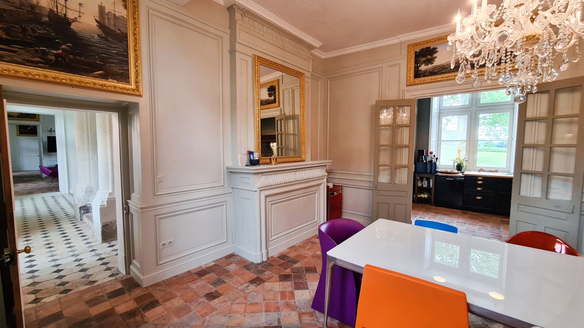 castle 11 rooms for sale on VALENCAY (36600)