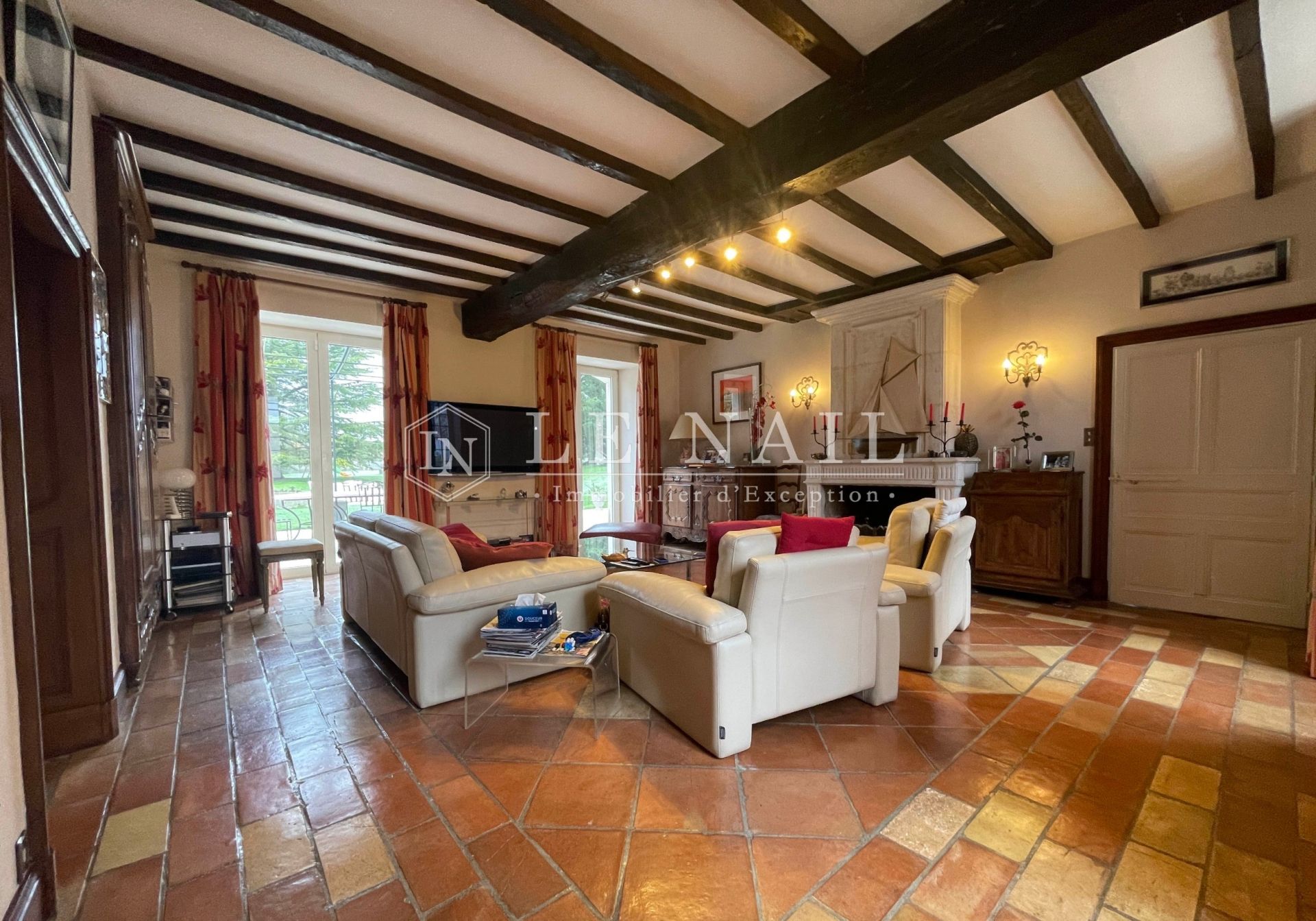 house 8 rooms for sale on ANGOULEME (16000)