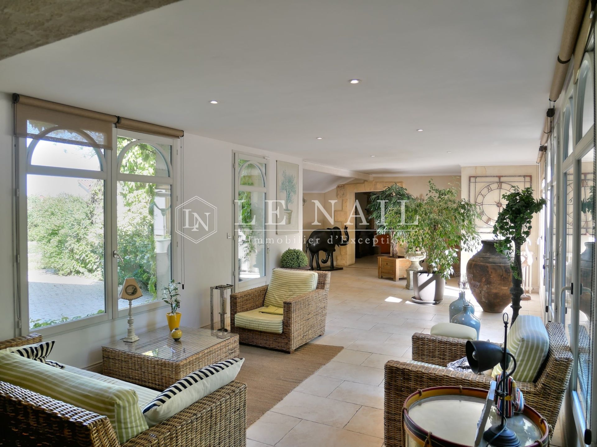 mansion 16 rooms for sale on BERGERAC (24100)