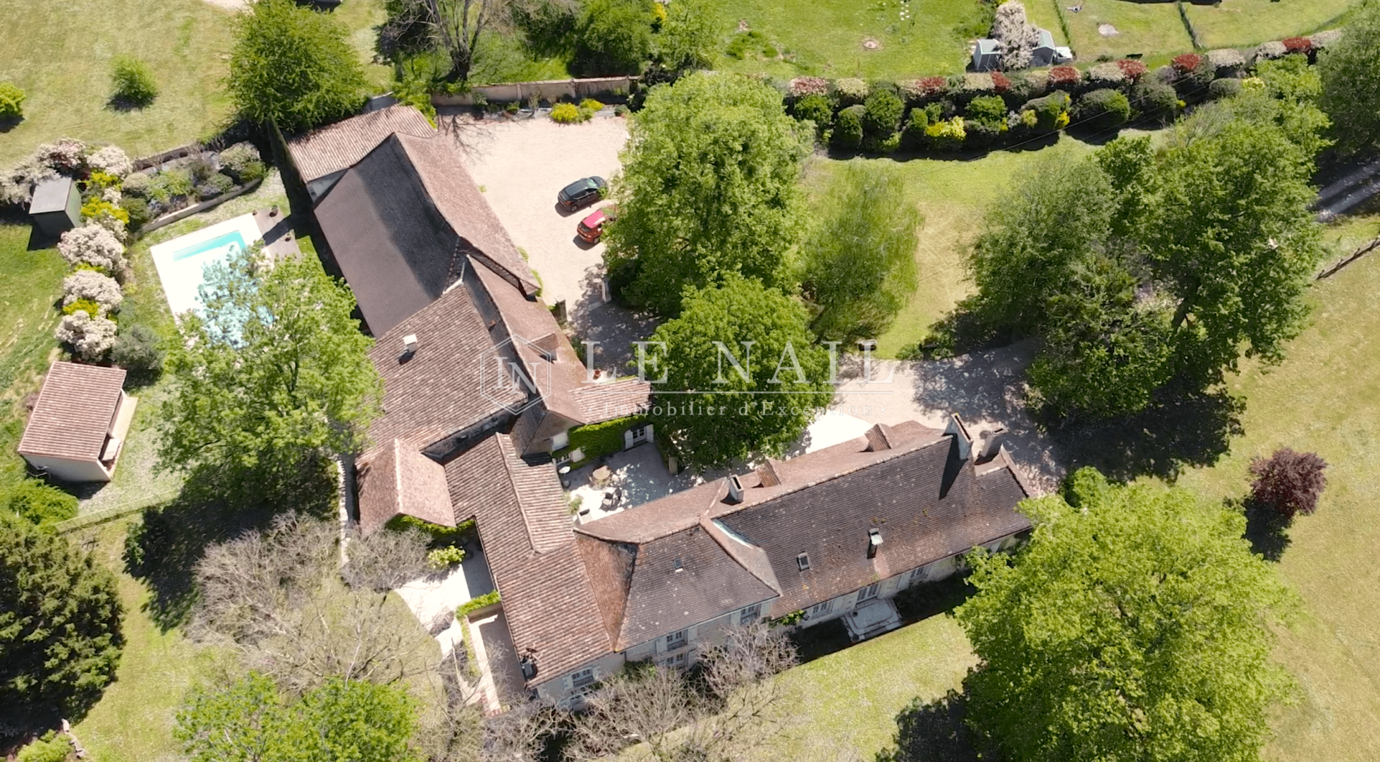 mansion 16 rooms for sale on BERGERAC (24100)