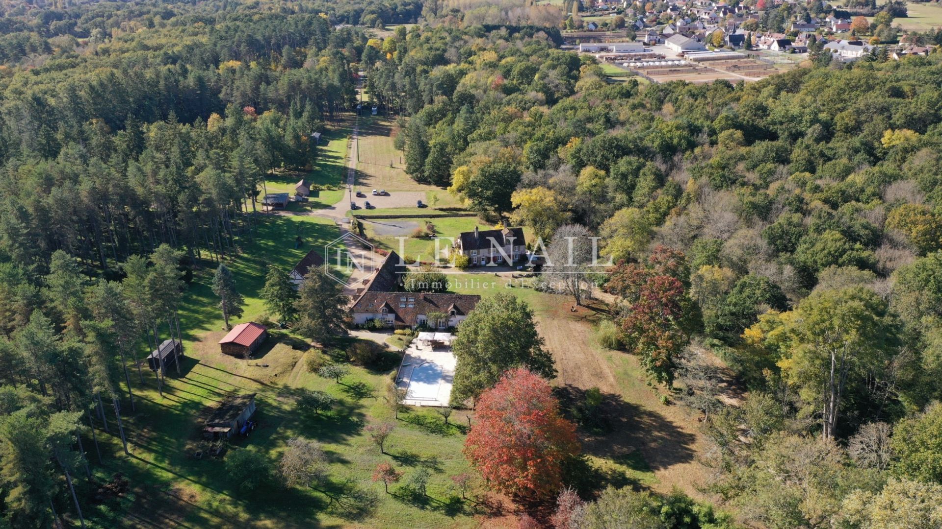 propriété 30 pièces en vente à CHAMBORD (41250)