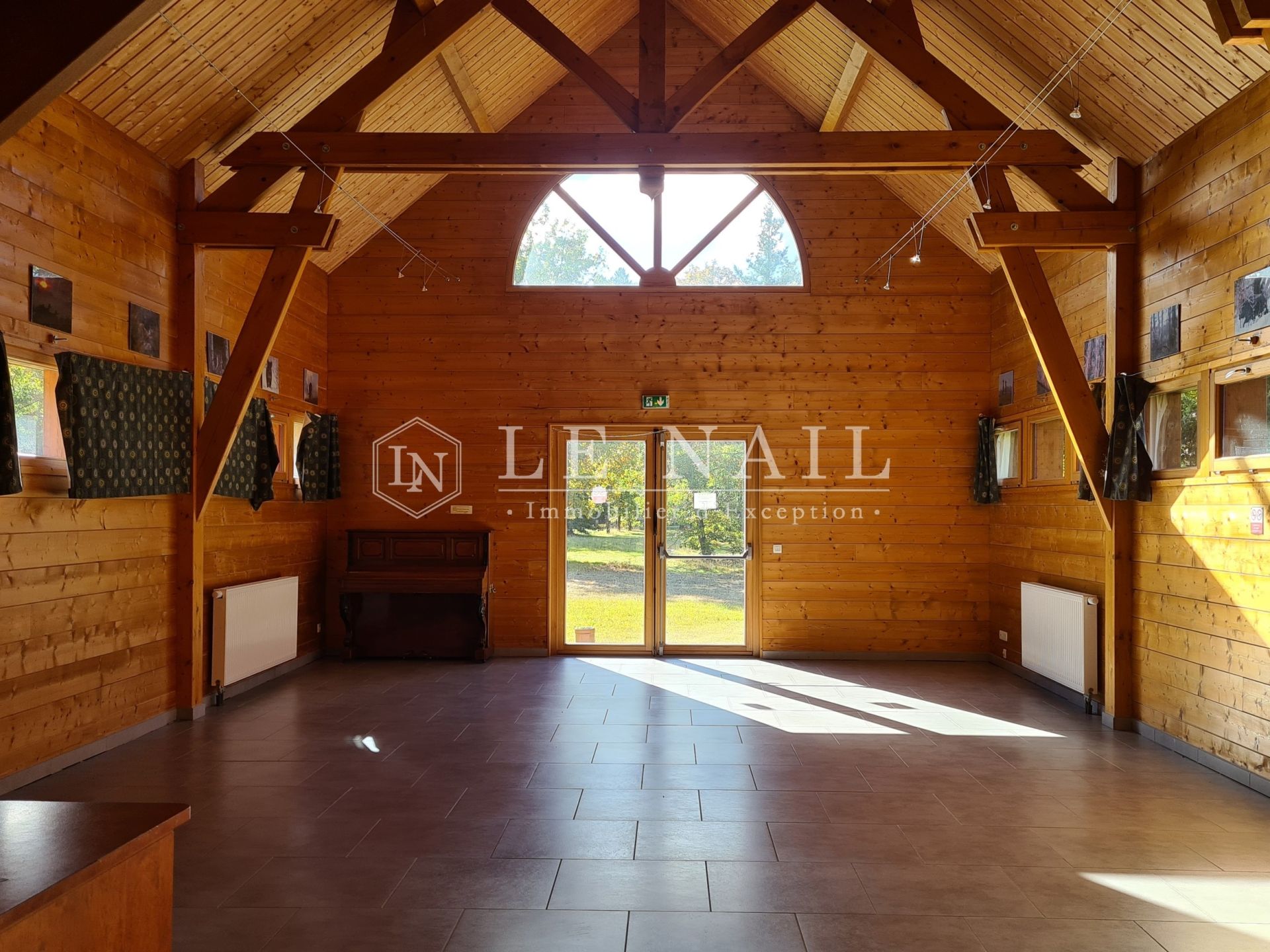 propriété 30 pièces en vente à CHAMBORD (41250)