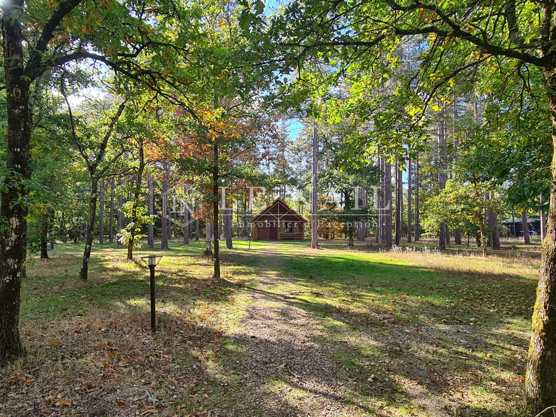 propriété 30 pièces en vente à CHAMBORD (41250)