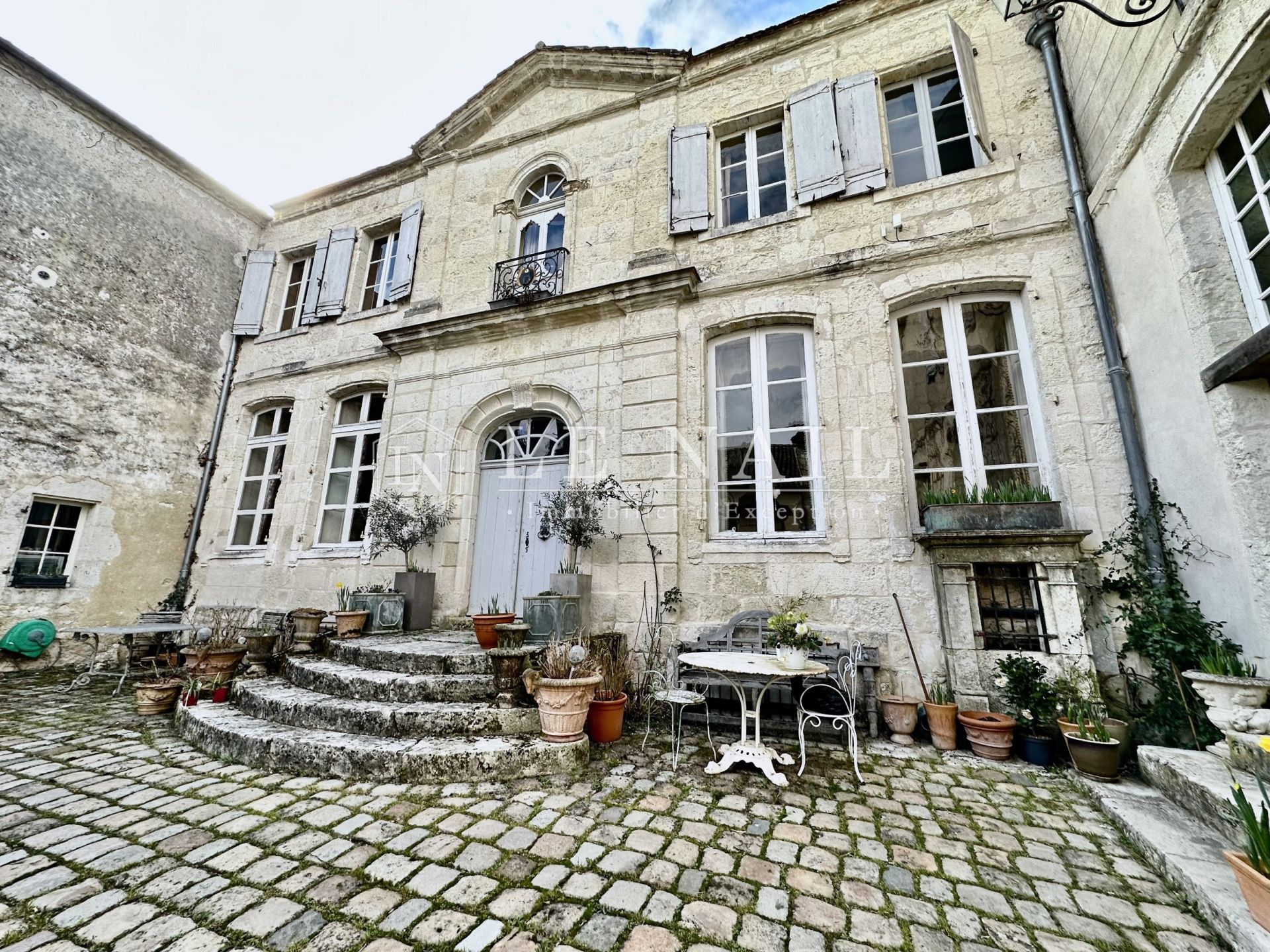 mansion (hôtel particulier) 21 rooms for sale on MIRAMONT DE GUYENNE (47800)