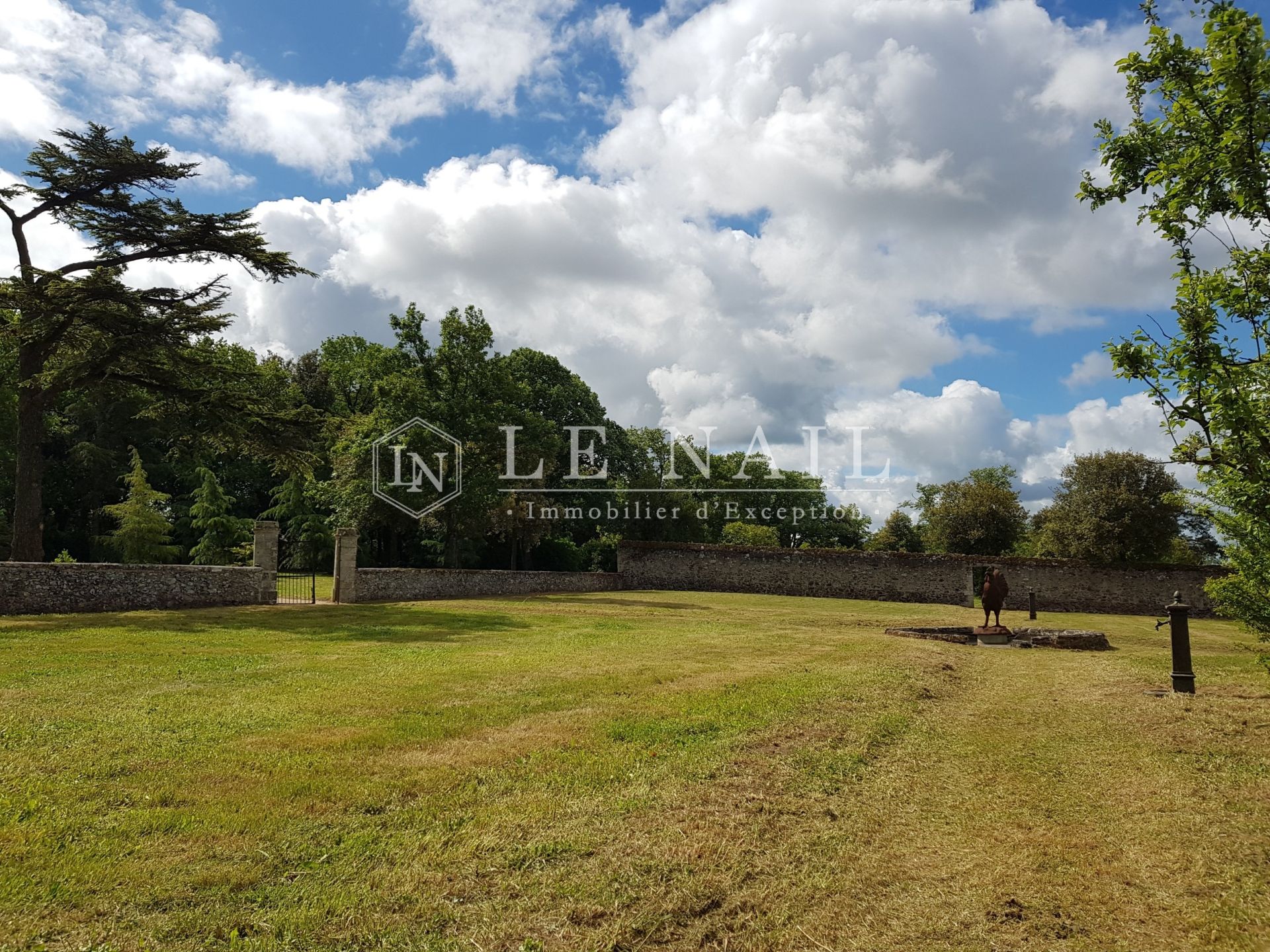 château 17 pièces en vente à ANGERS (49000)