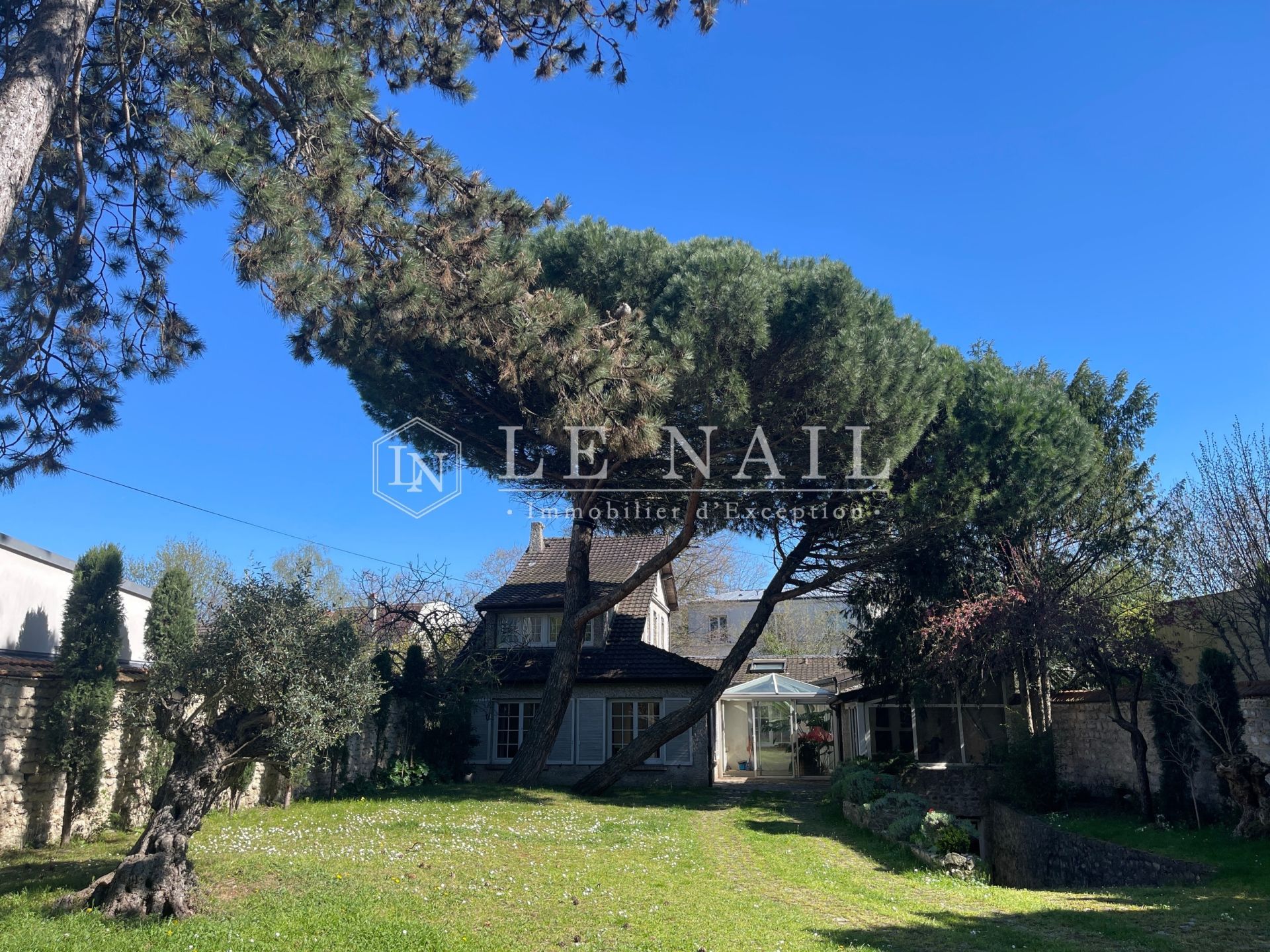 house 6 rooms for sale on NOGENT SUR MARNE (94130)