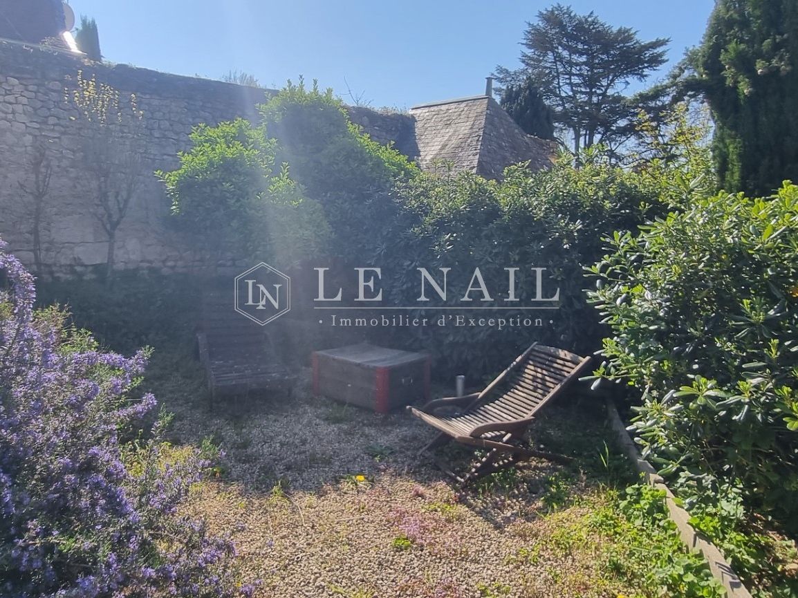 castle 8 rooms for sale on CHINON (37500)