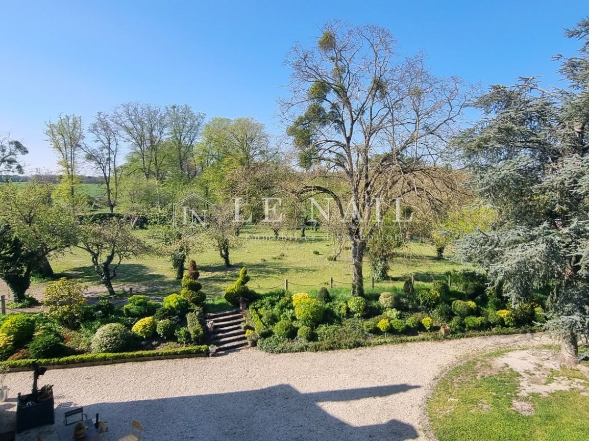 château 8 pièces en vente à CHINON (37500)
