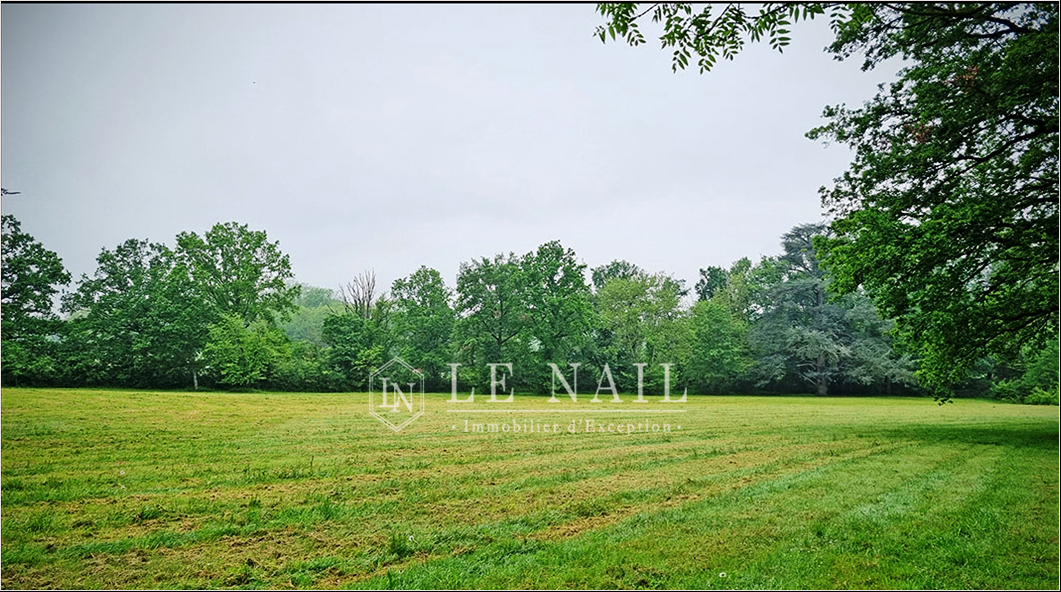 property 14 rooms for sale on MONTARGIS (45200)
