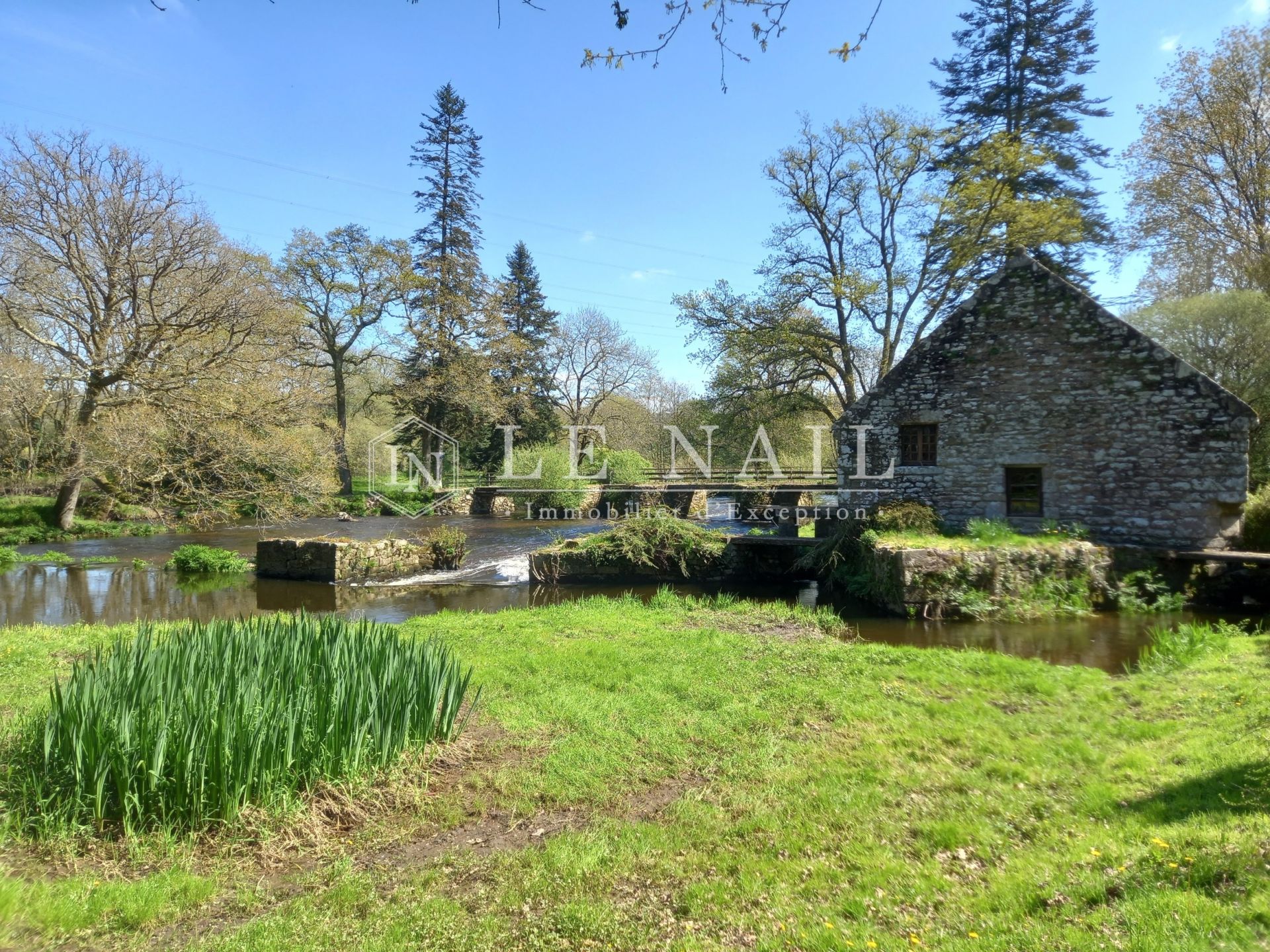 moulin 5 pièces en vente à QUIMPERLE (29300)