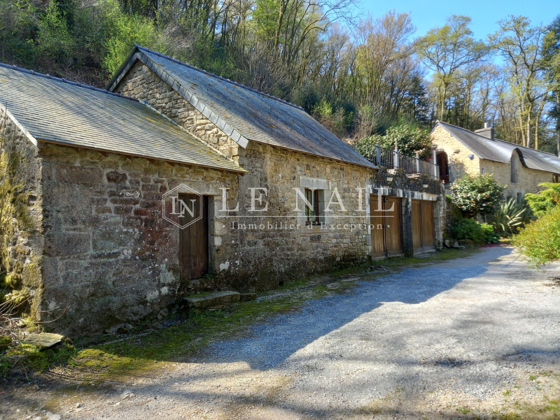 moulin 5 pièces en vente à QUIMPERLE (29300)