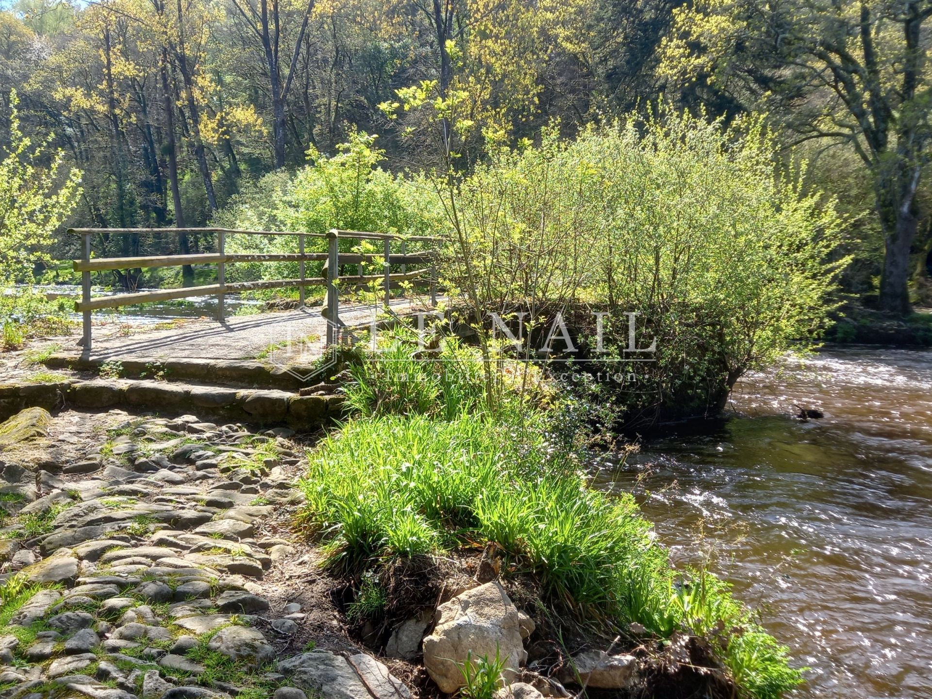 moulin 5 pièces en vente à QUIMPERLE (29300)
