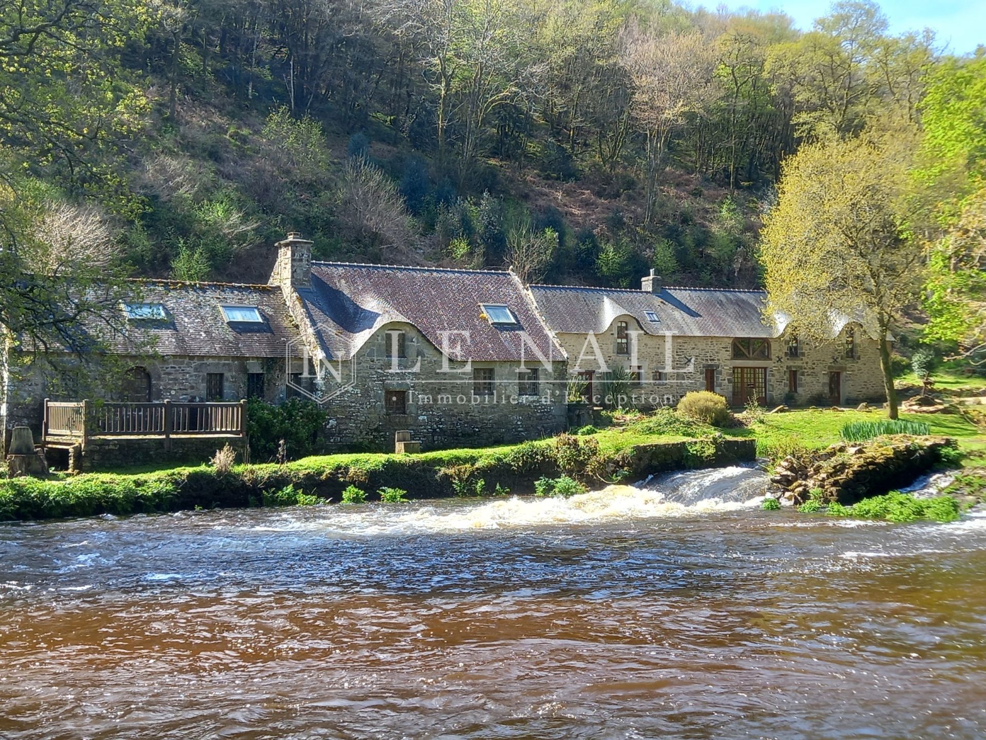 moulin 5 pièces en vente à QUIMPERLE (29300)