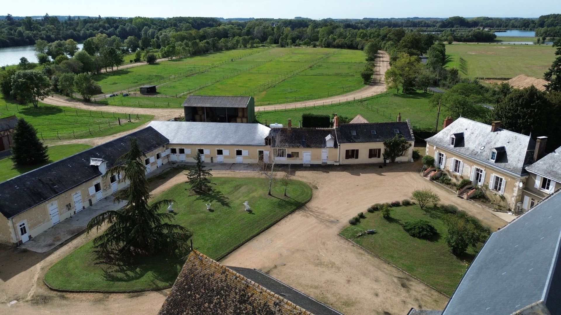 equestrian property 16 rooms for sale on CHATEAU DU LOIR (72500)