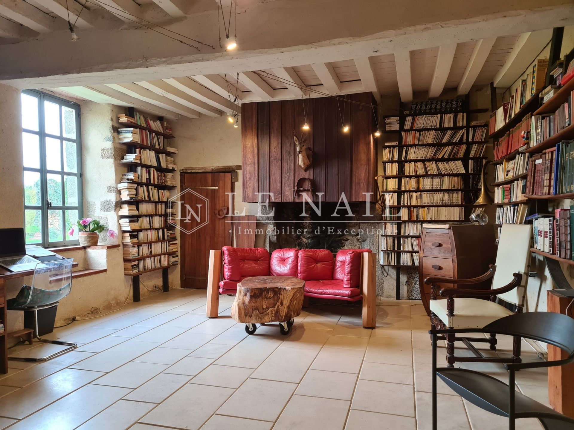manoir 8 pièces en vente à MAYENNE (53100)