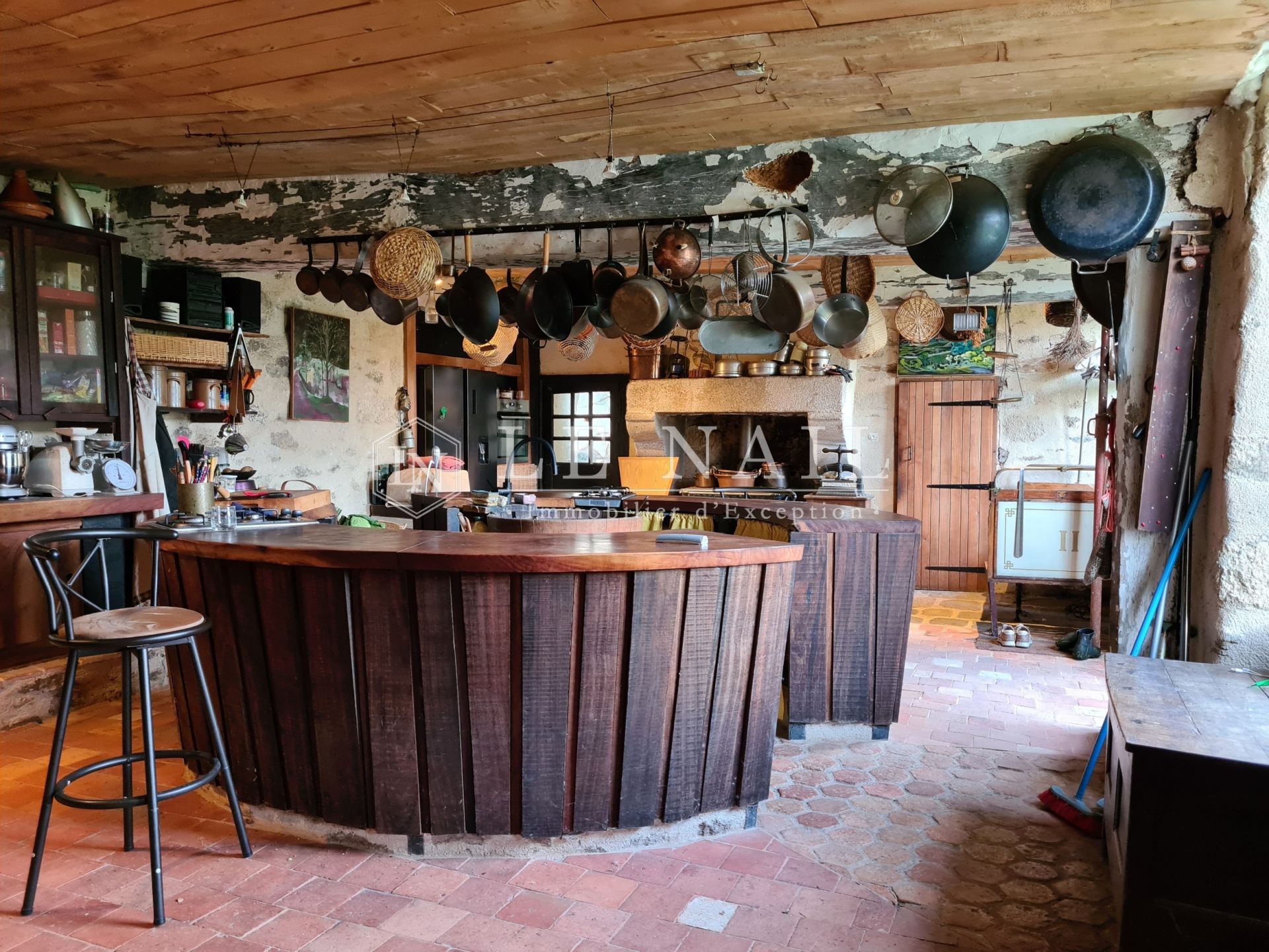 manoir 8 pièces en vente à MAYENNE (53100)