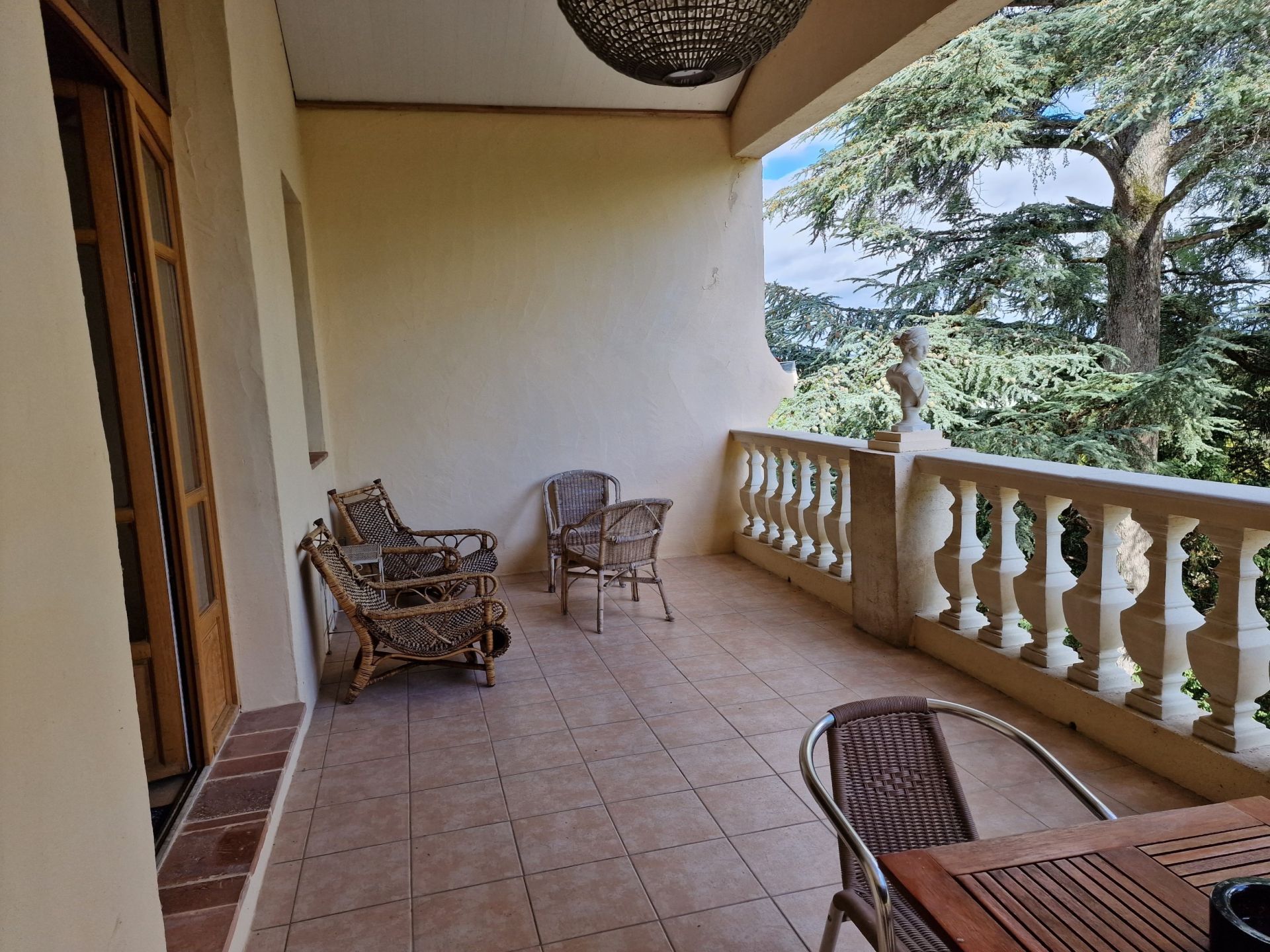 mansion 16 rooms for sale on MOISSAC (82200)