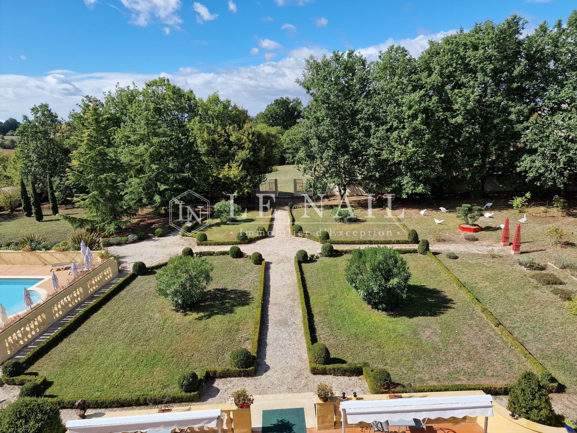 mansion 16 rooms for sale on MOISSAC (82200)