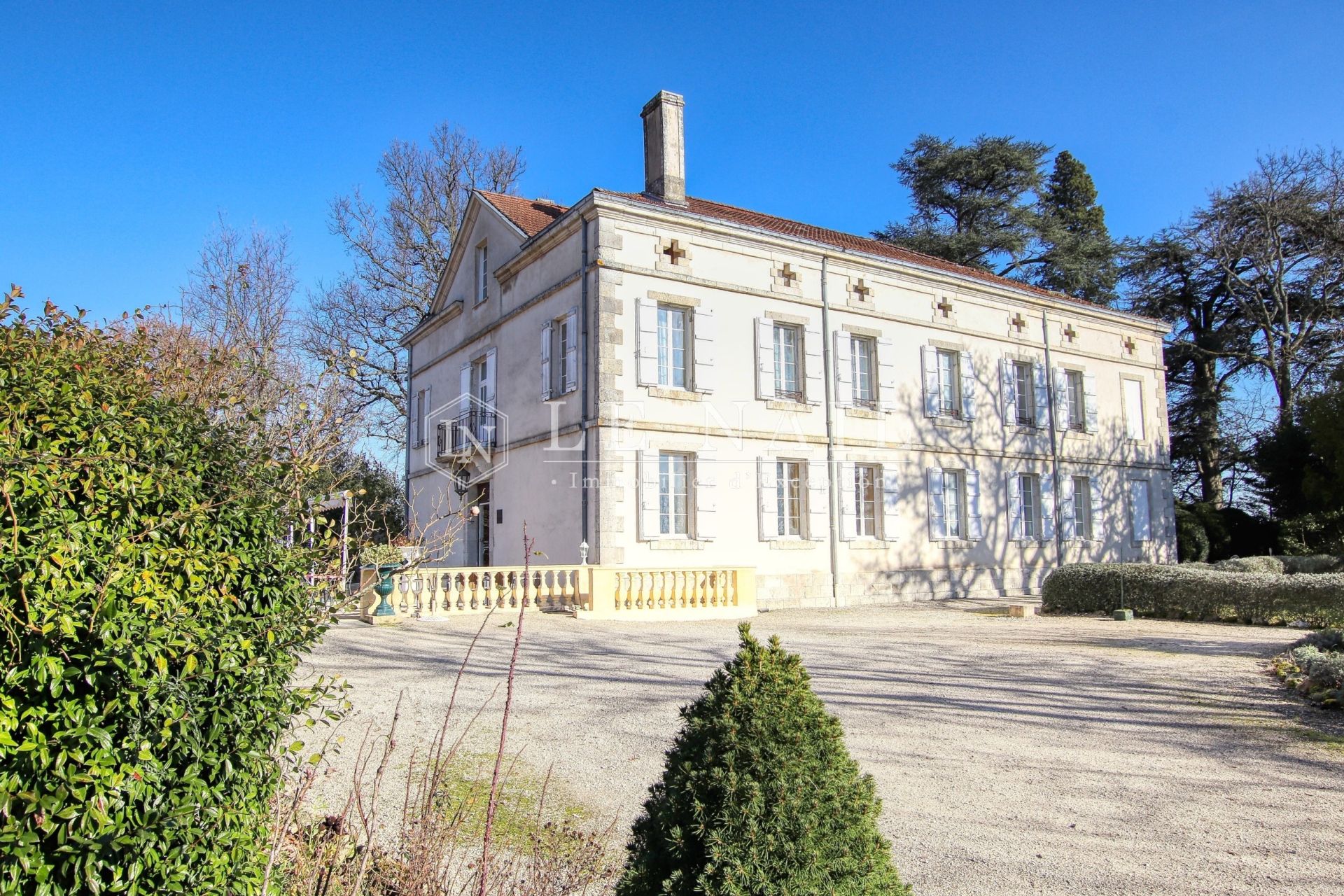 mansion 16 rooms for sale on MOISSAC (82200)
