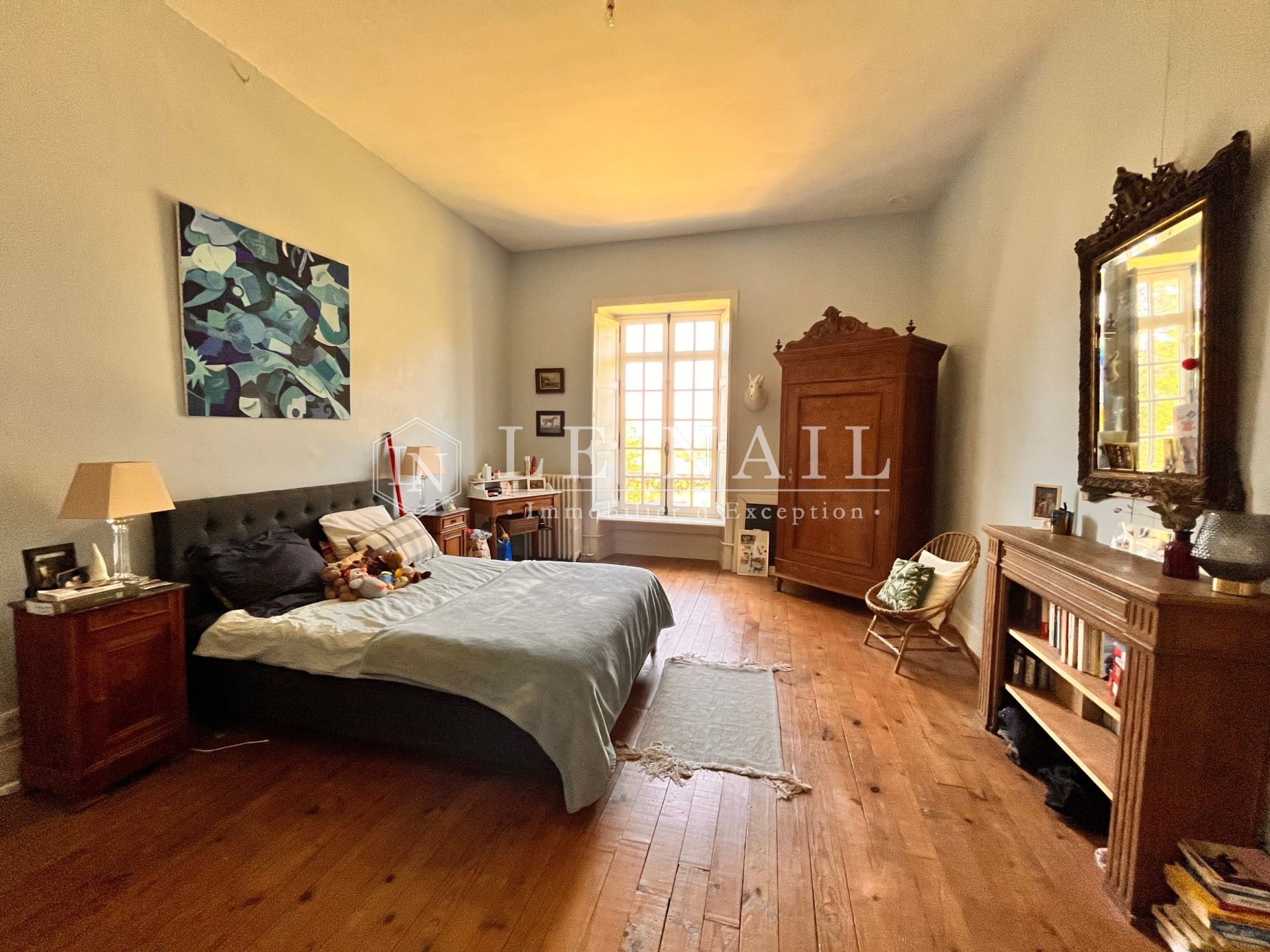 château 10 pièces en vente à POUZAUGES (85700)