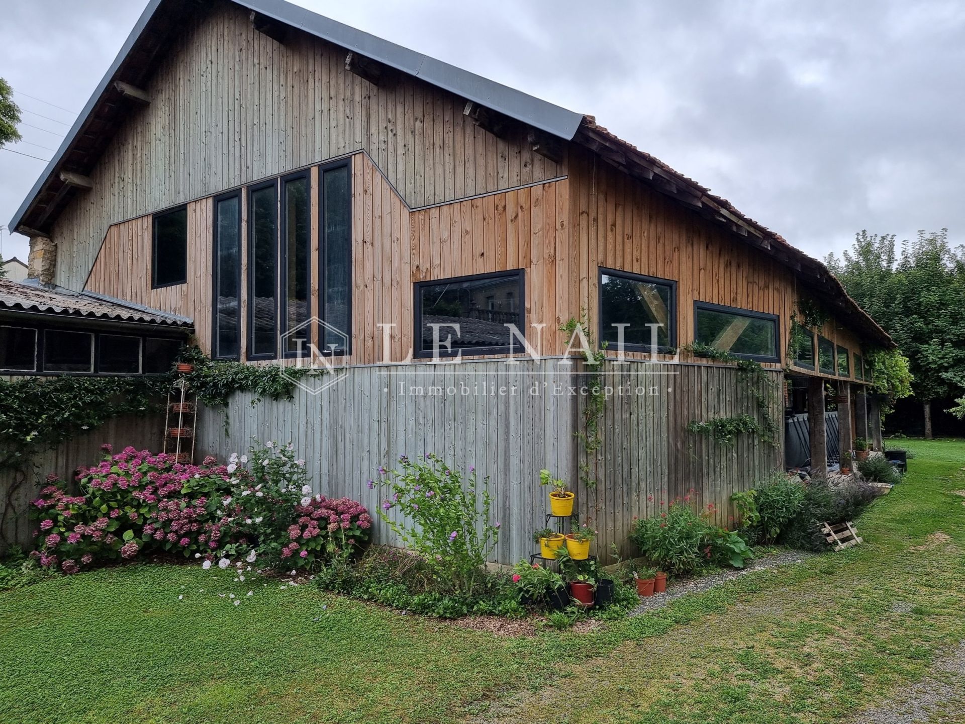 mansion 12 rooms for sale on MAMERS (72600)