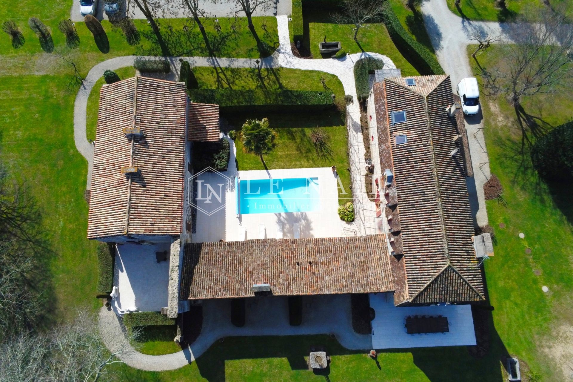 property 10 rooms for sale on BERGERAC (24100)