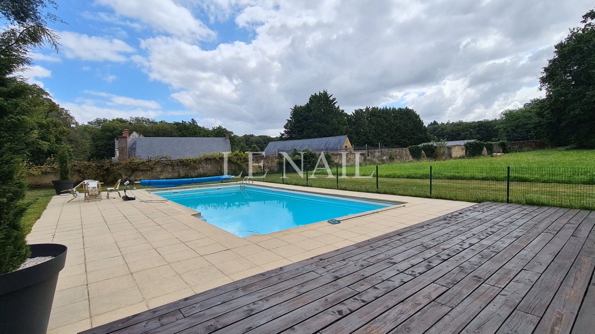 château 23 pièces en vente à CHATEAU DU LOIR (72500)