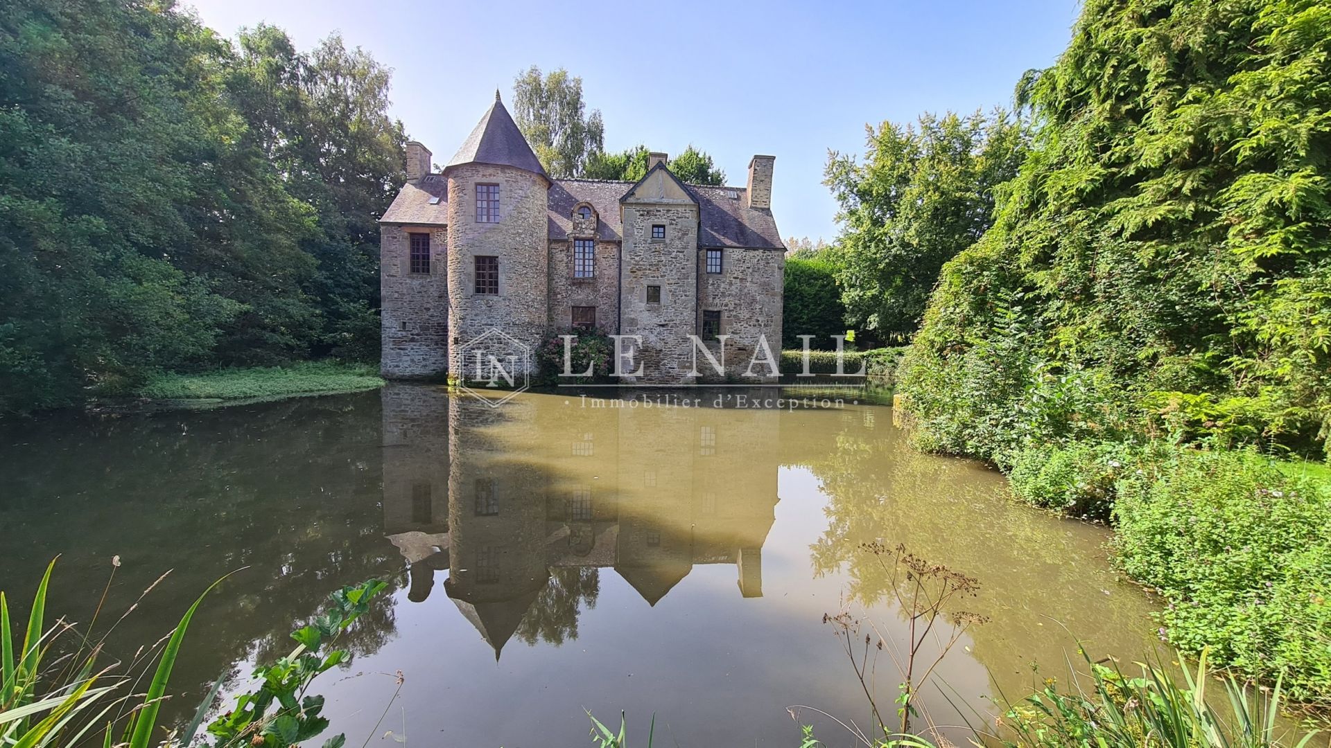 manor house 8 rooms for sale on ST HILAIRE DU HARCOUET (50600)