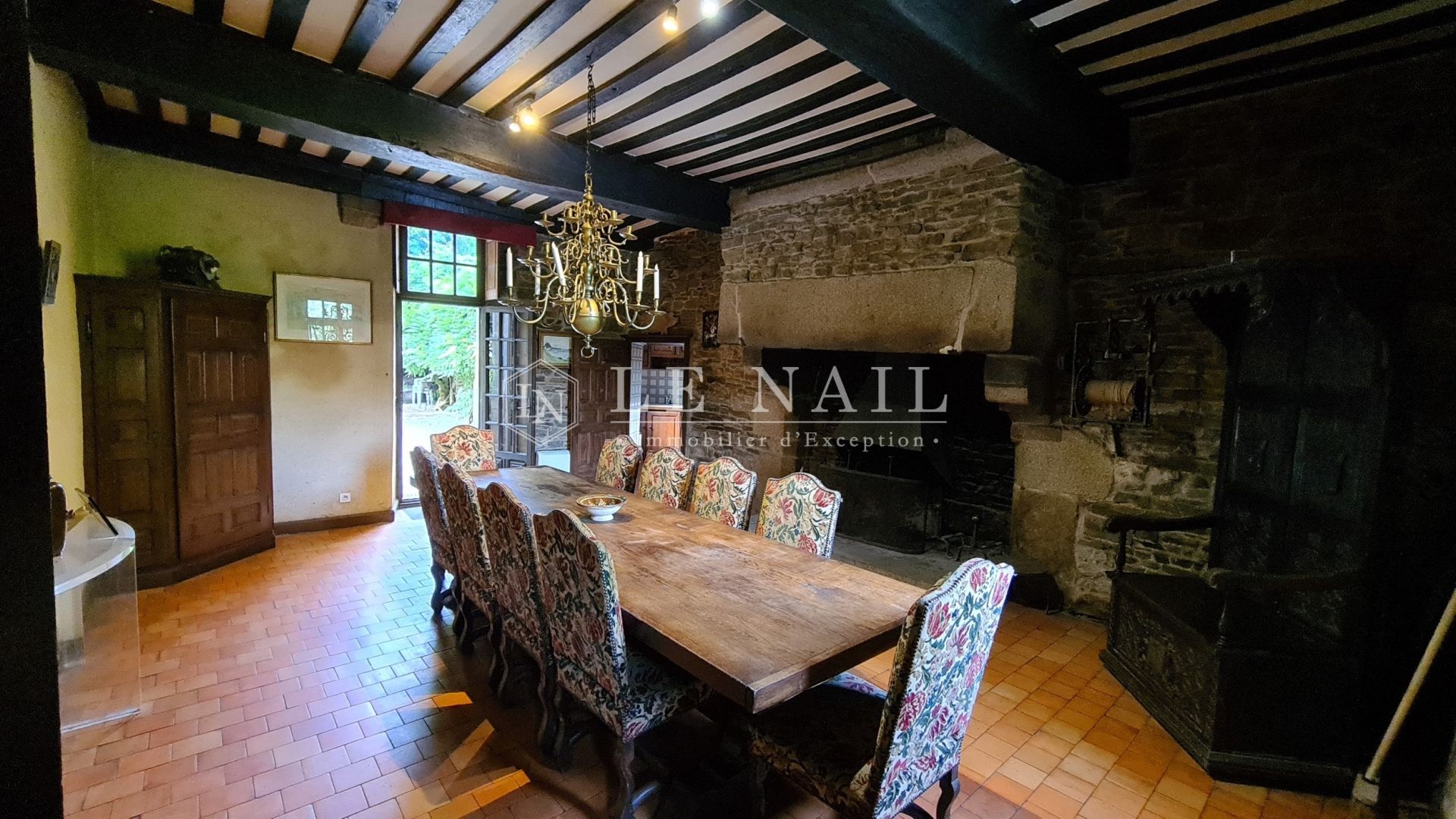 manor house 8 rooms for sale on ST HILAIRE DU HARCOUET (50600)