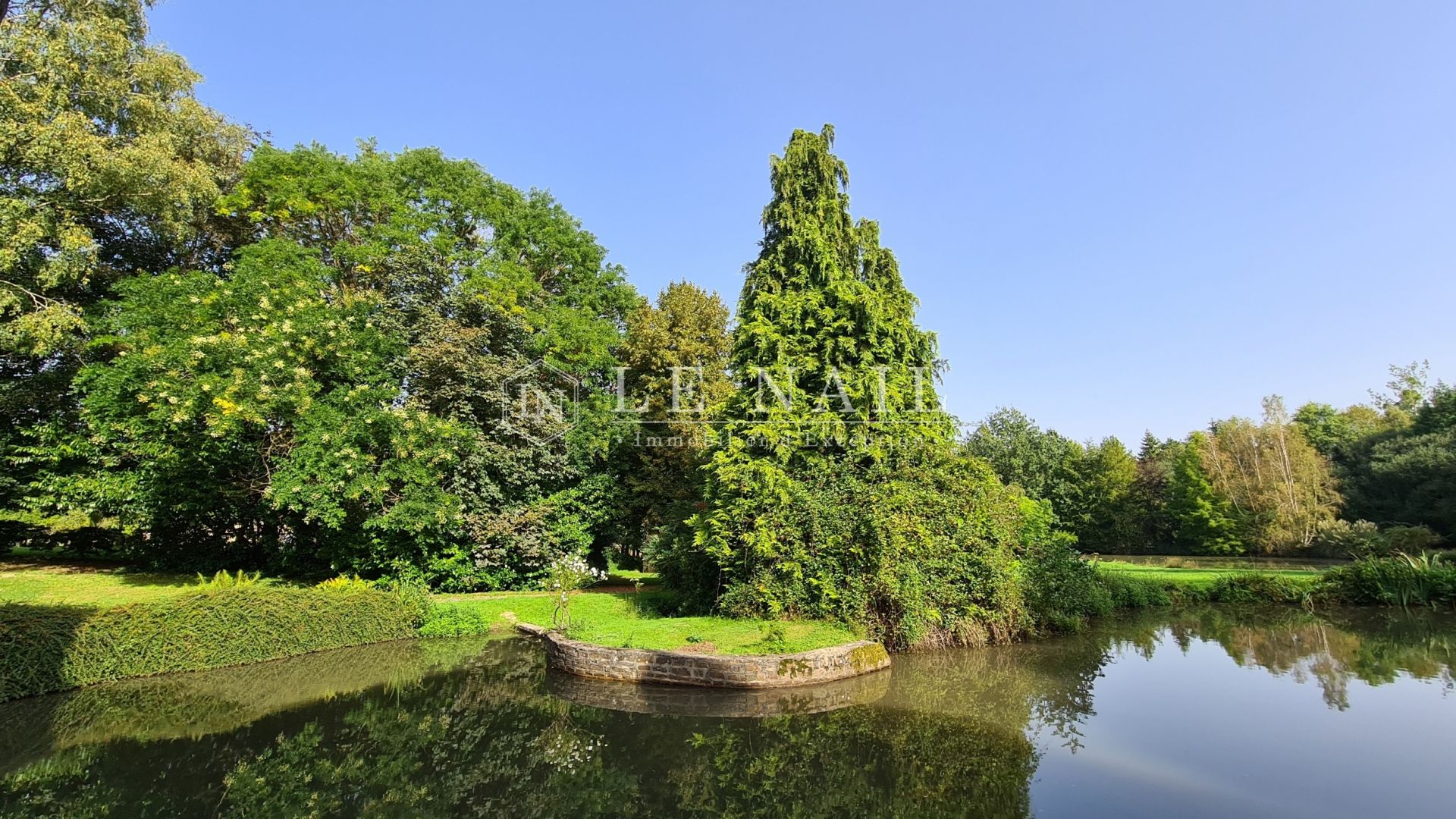 manor house 8 rooms for sale on ST HILAIRE DU HARCOUET (50600)