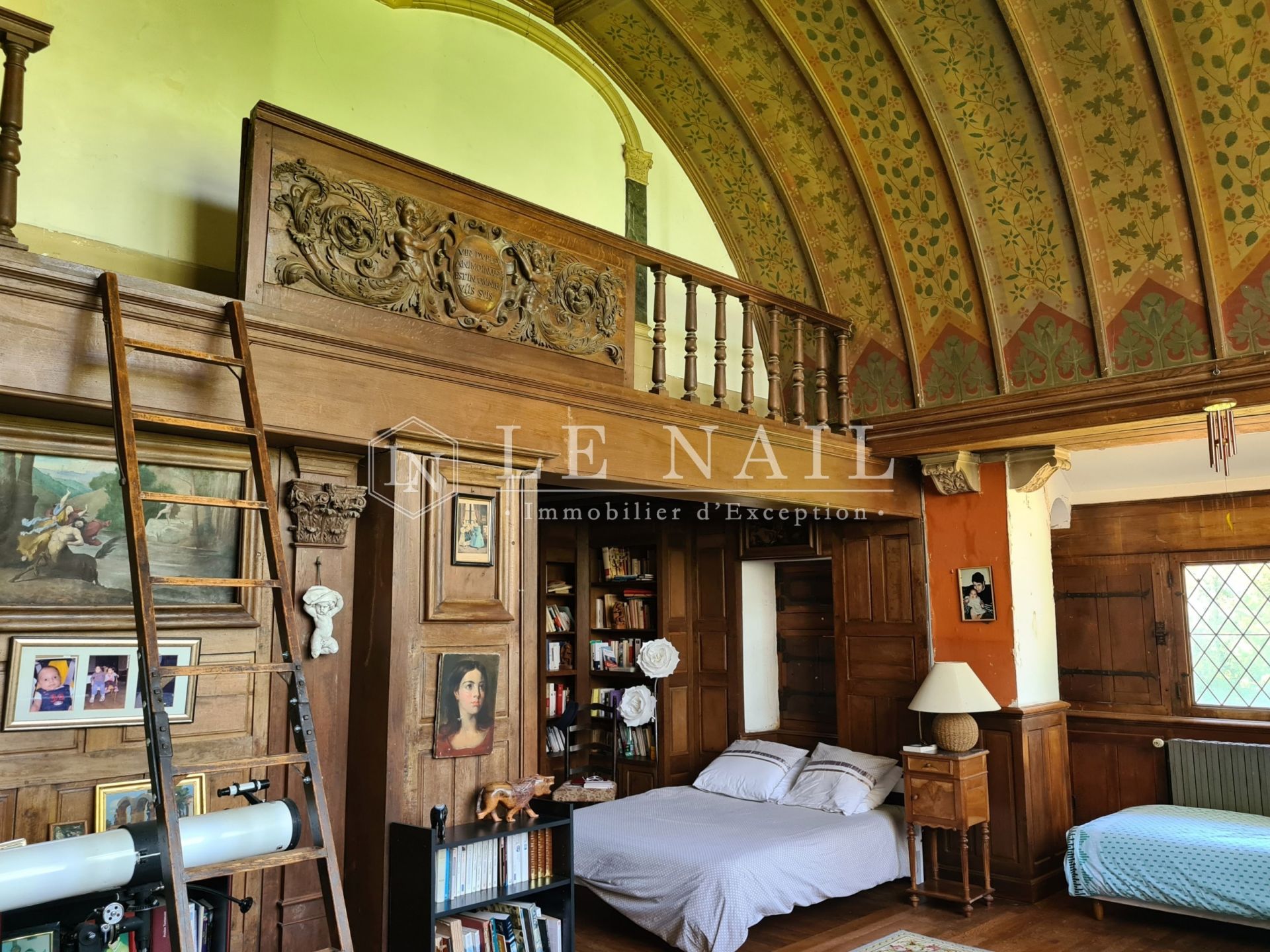 manoir 16 pièces en vente à CHATEAU GONTIER (53200)