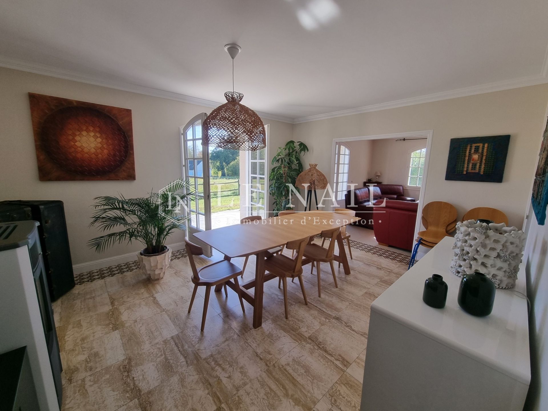 propriété 11 pièces en vente à NEUVY LE ROI (37370)