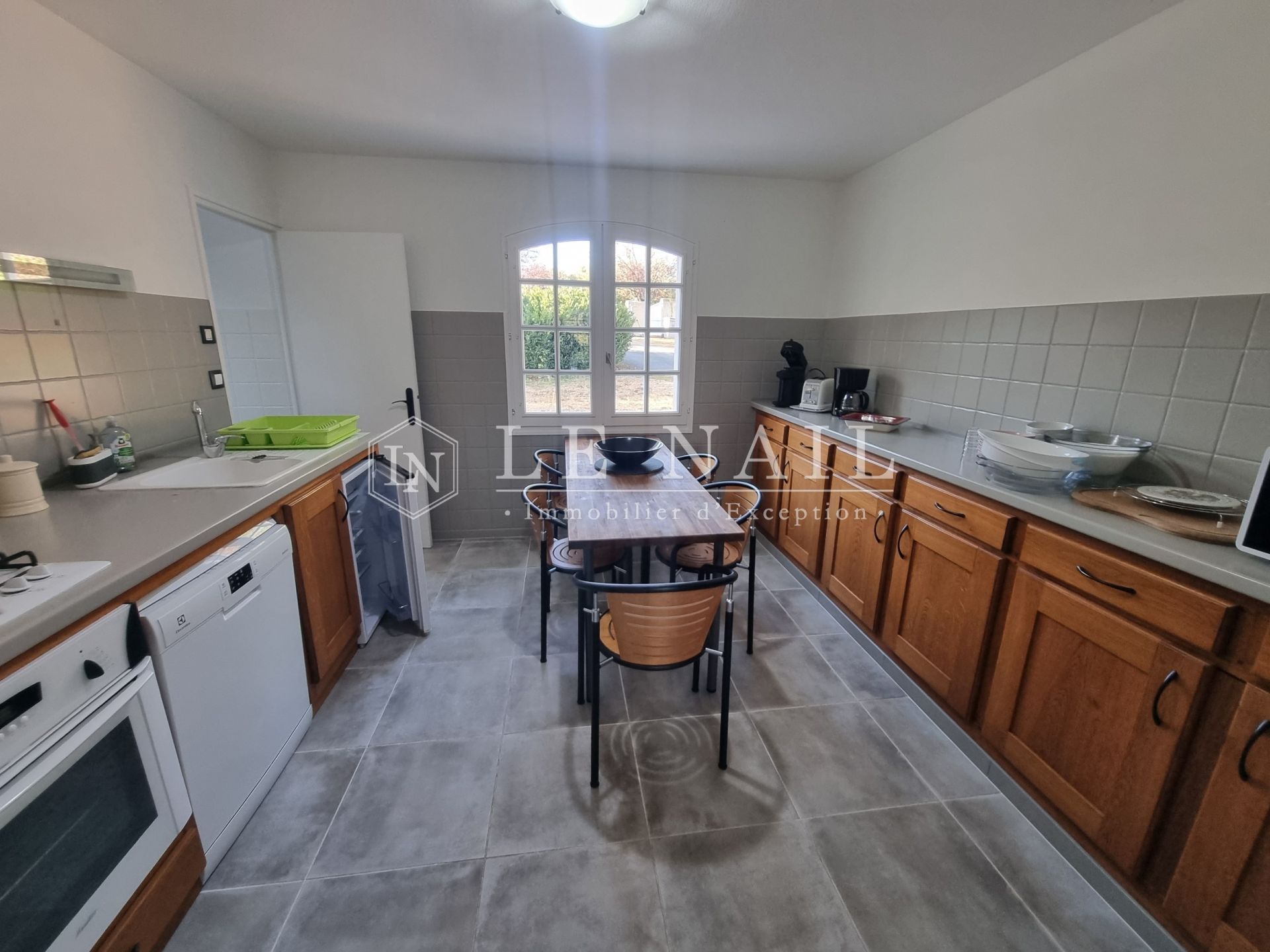 propriété 11 pièces en vente à NEUVY LE ROI (37370)