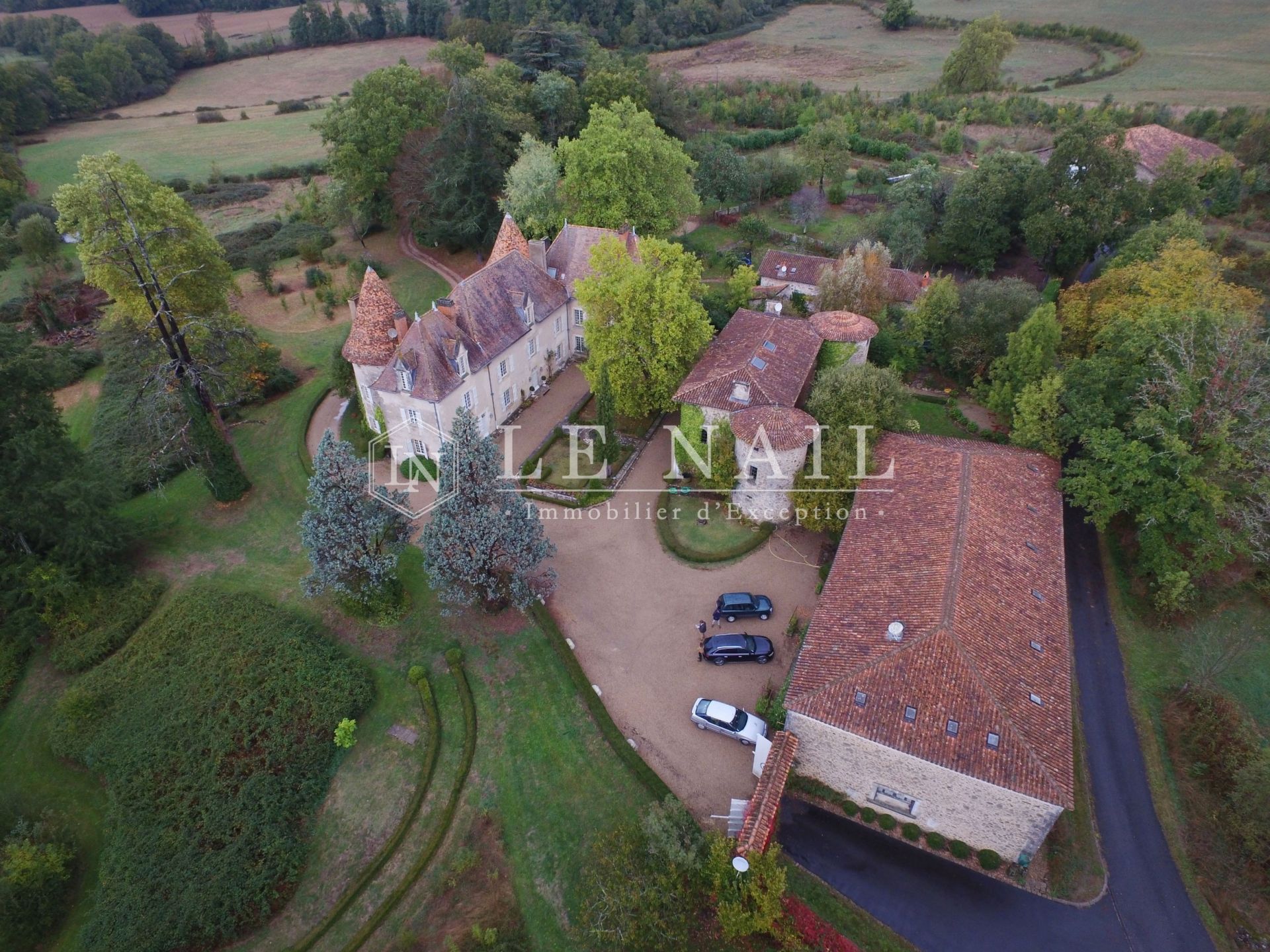 château 18 pièces en vente à ANGOULEME (16000)