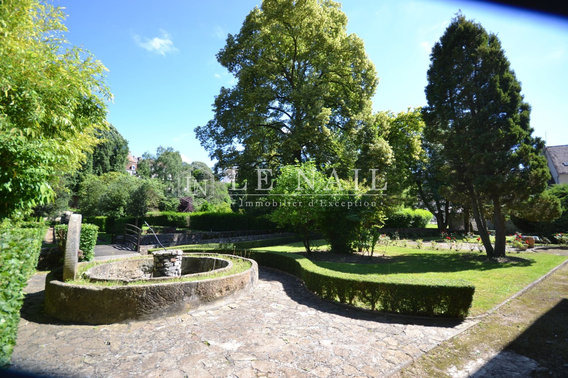 mansion 12 rooms for sale on FALAISE (14700)
