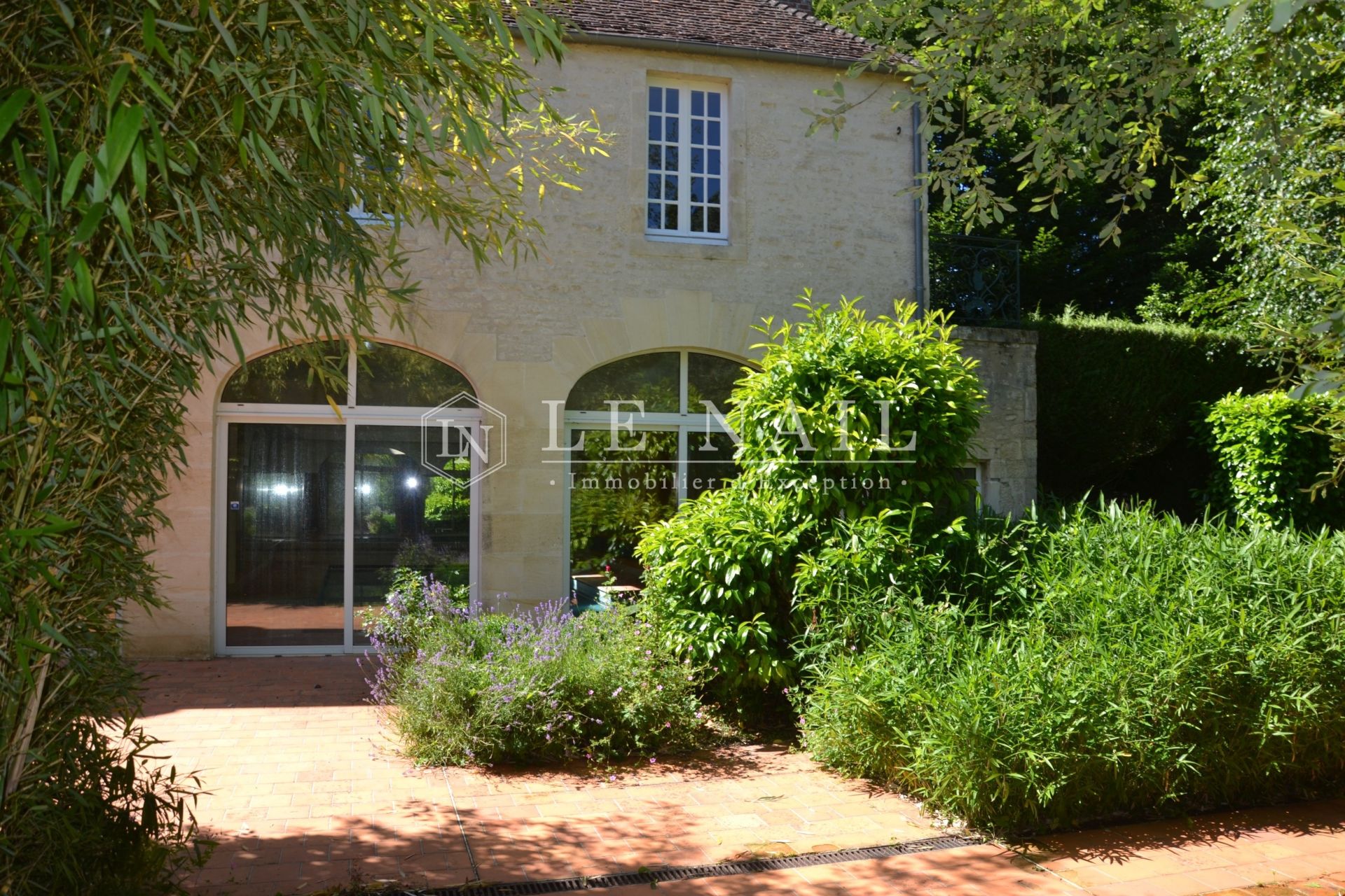 mansion 12 rooms for sale on FALAISE (14700)