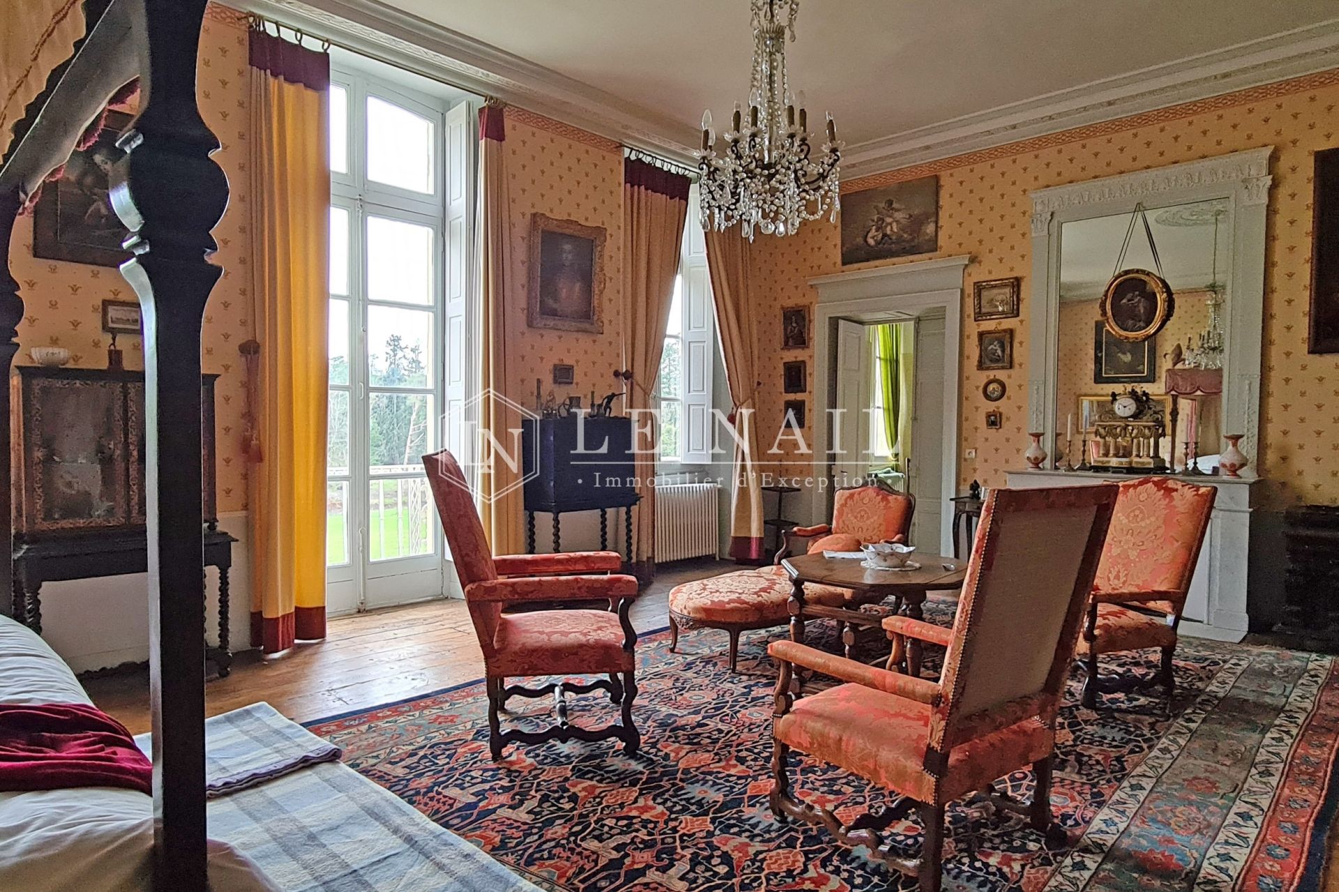 château 20 pièces en vente à Bourges (18000)